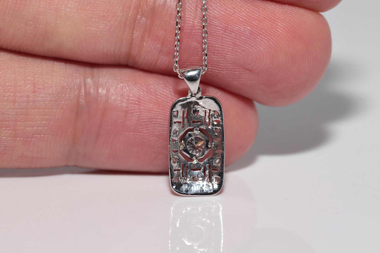 Collier antique Circa 1920s Art Deco en or 18k avec pendentif en diamant naturel en vente 5