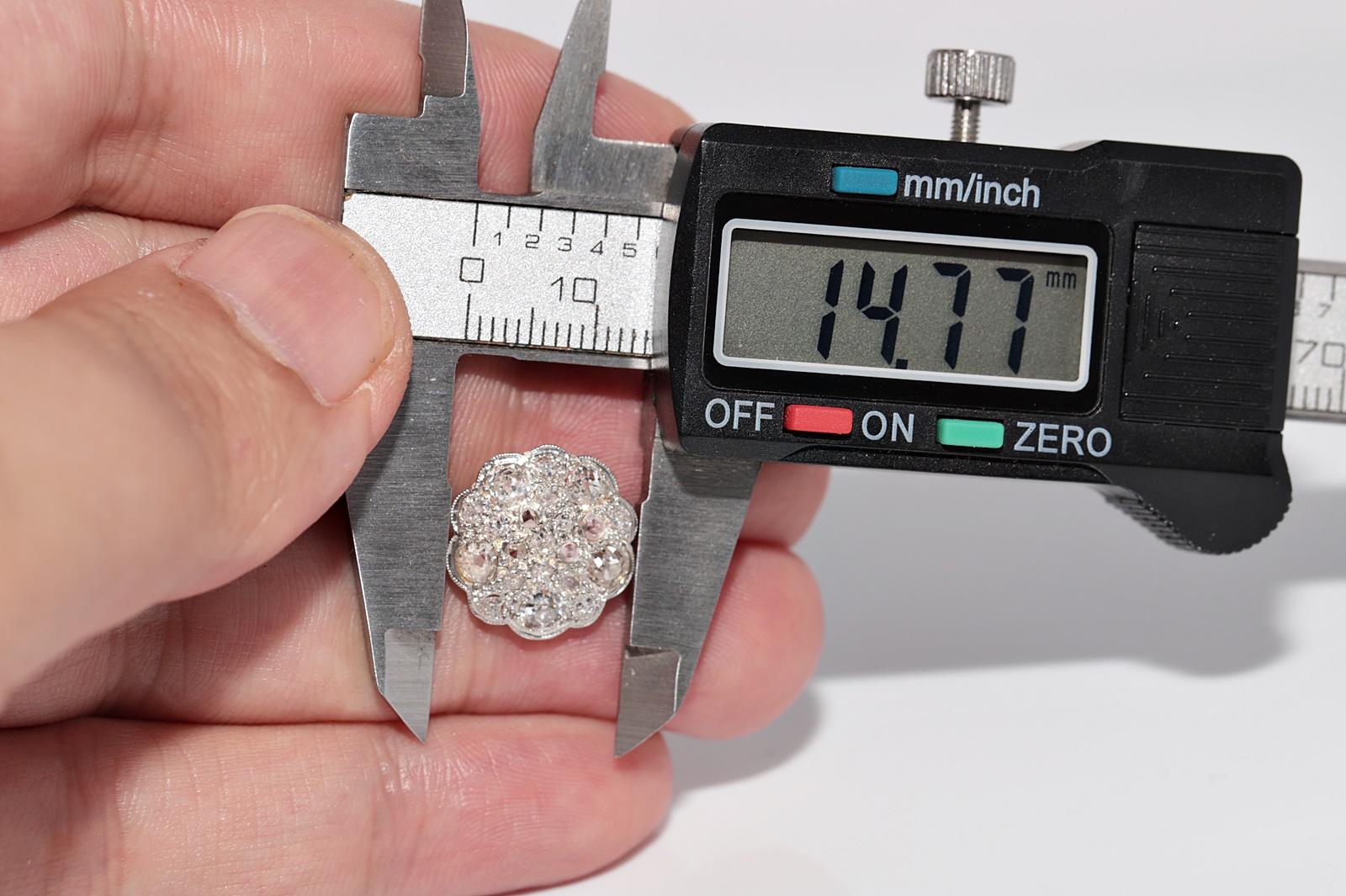 Antike CIRCA 1920s Art Deco 18k Gold Natürlicher Diamant  Runder Stil-Ohrring im Angebot 6