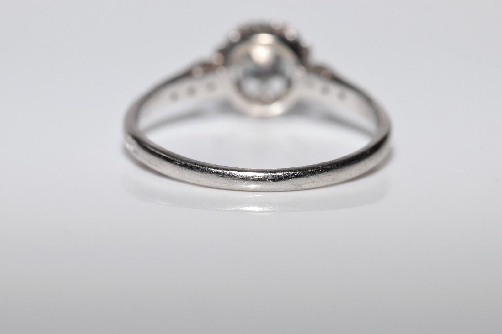 Bague de fiançailles solitaire Art déco ancienne des années 1920 en or 18 carats avec diamants naturels en vente 4