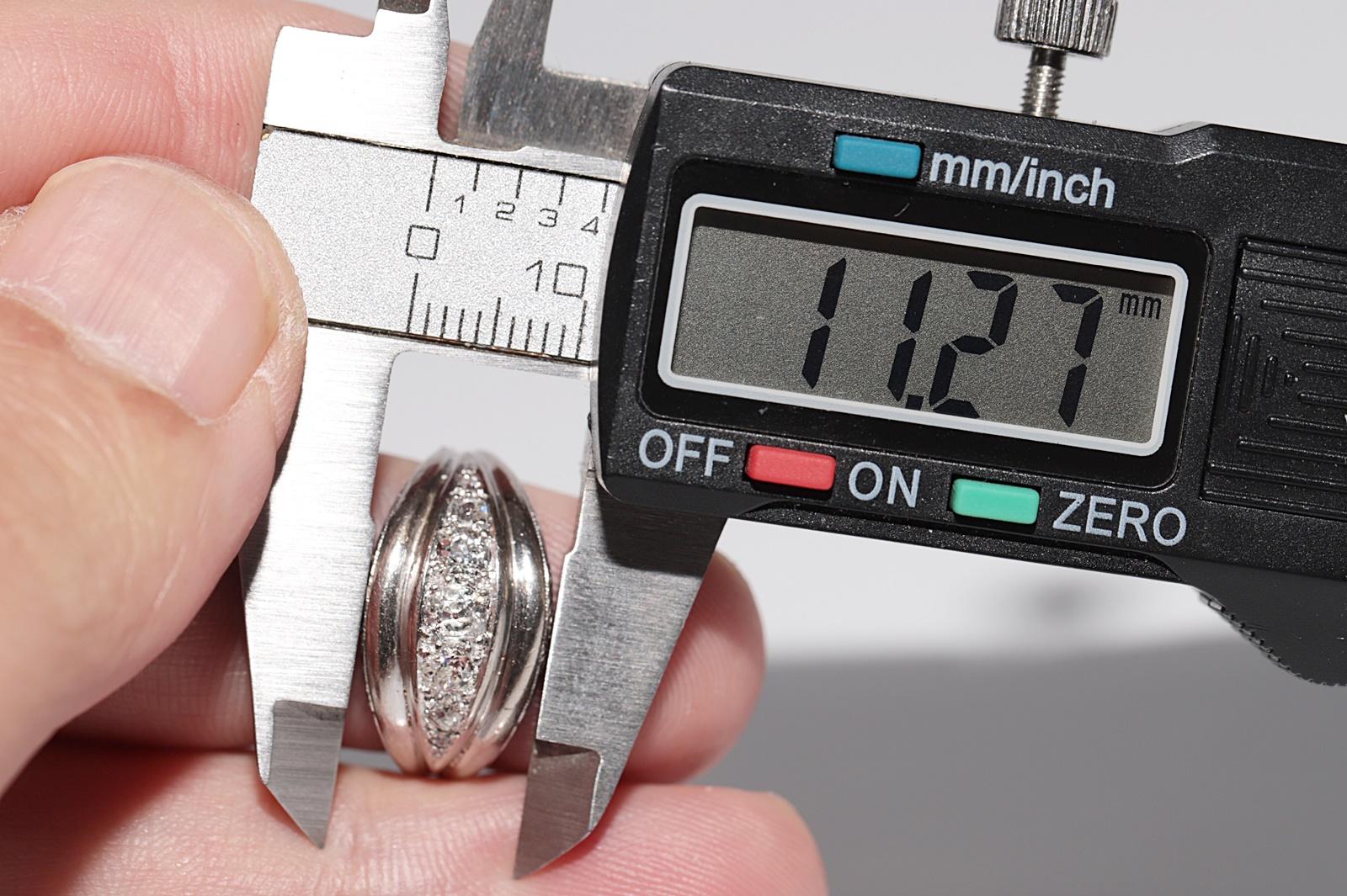 Anneau Art déco ancien des années 1920 en or 18 carats avec diamants naturels taille ancienne en vente 7