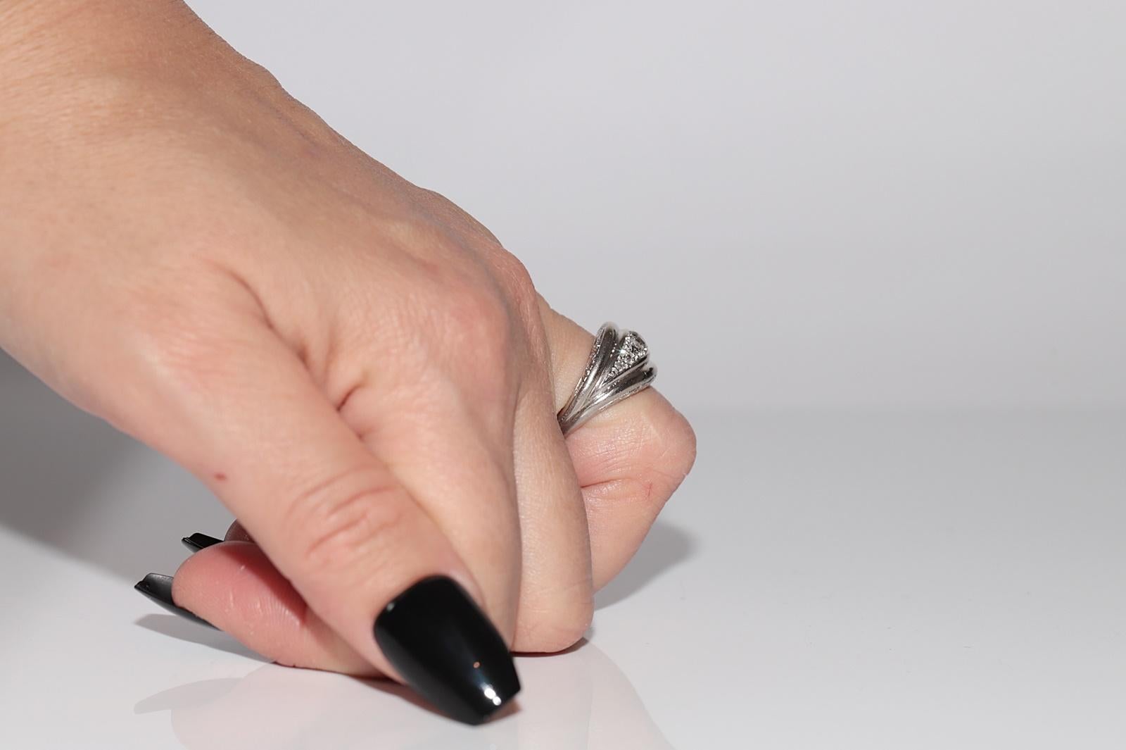 Anneau Art déco ancien des années 1920 en or 18 carats avec diamants naturels taille ancienne en vente 12