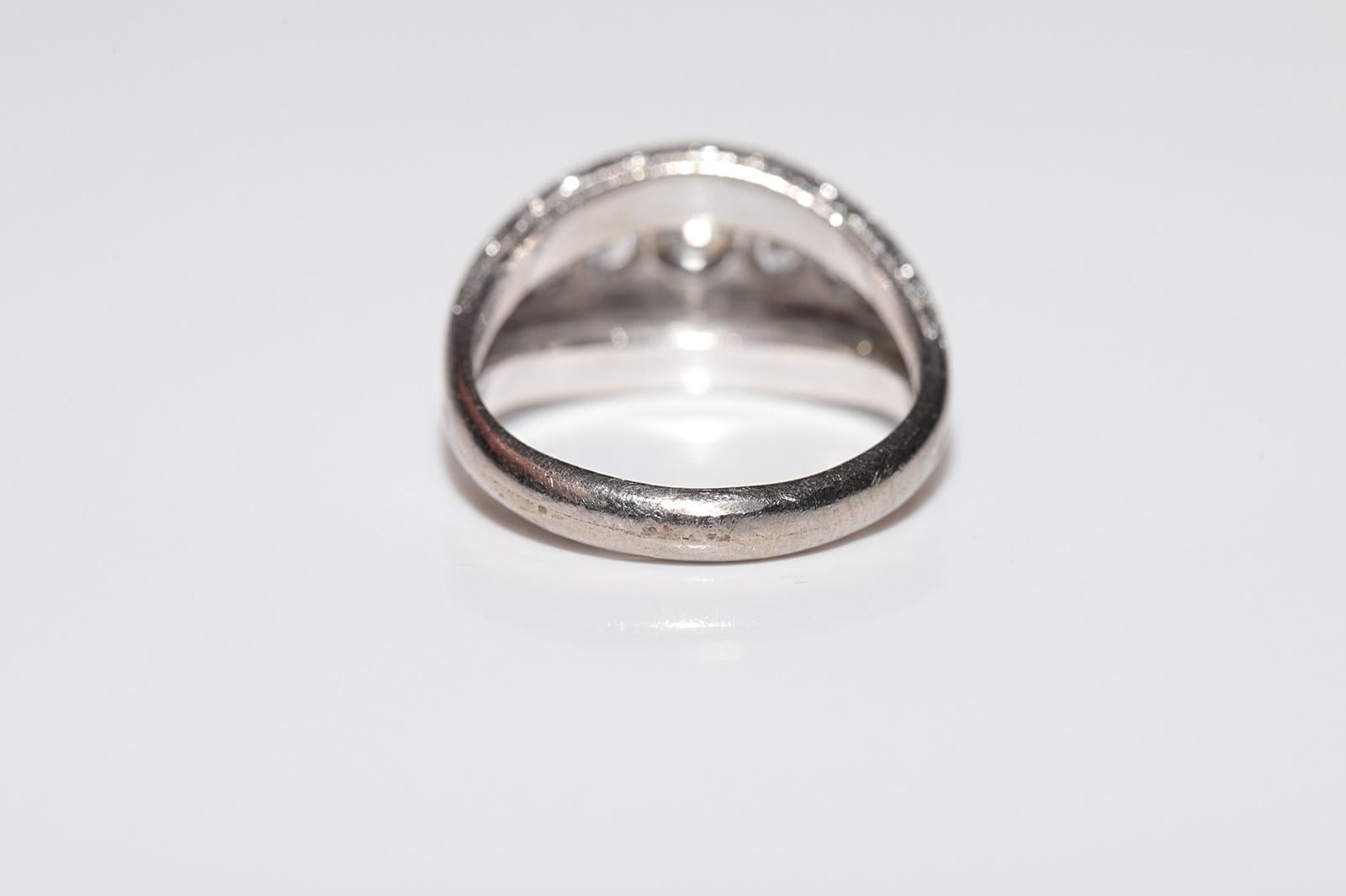 Anneau Art déco ancien des années 1920 en or 18 carats avec diamants naturels taille ancienne en vente 4