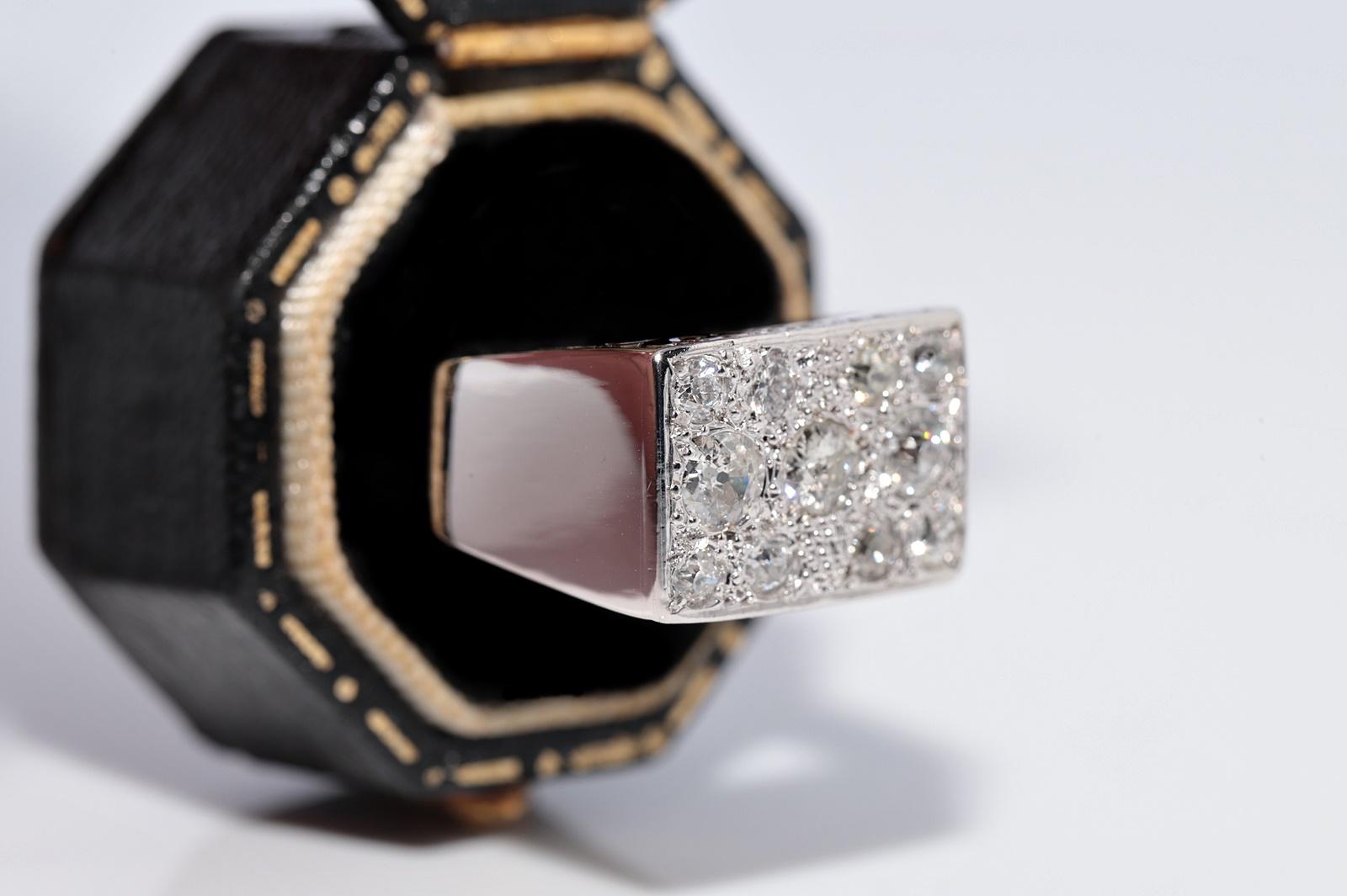 Antiguo anillo decorado con diamantes naturales talla antigua Art Decó de oro de 18 quilates de la década de 1920 Talla antigua en venta