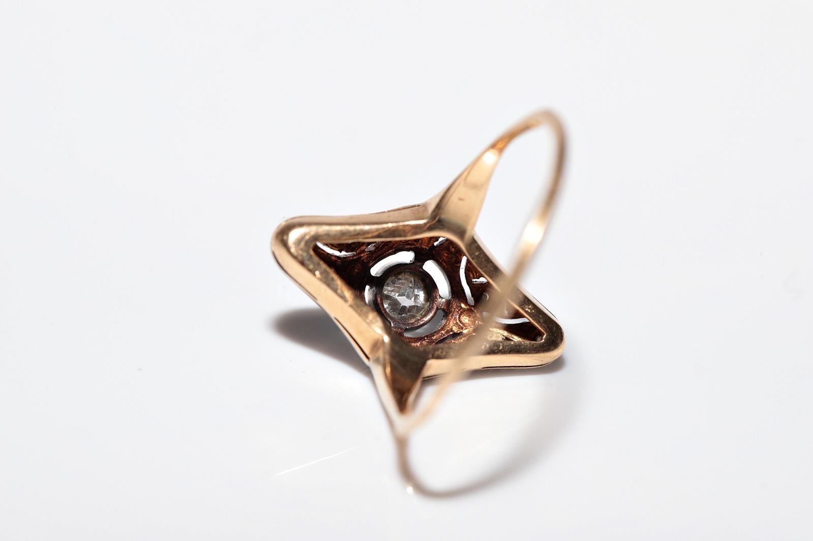 Women's Antique Circa 1920s Art Deco 18k Gold Top Silver Natural Diamond Navette Ring For Sale