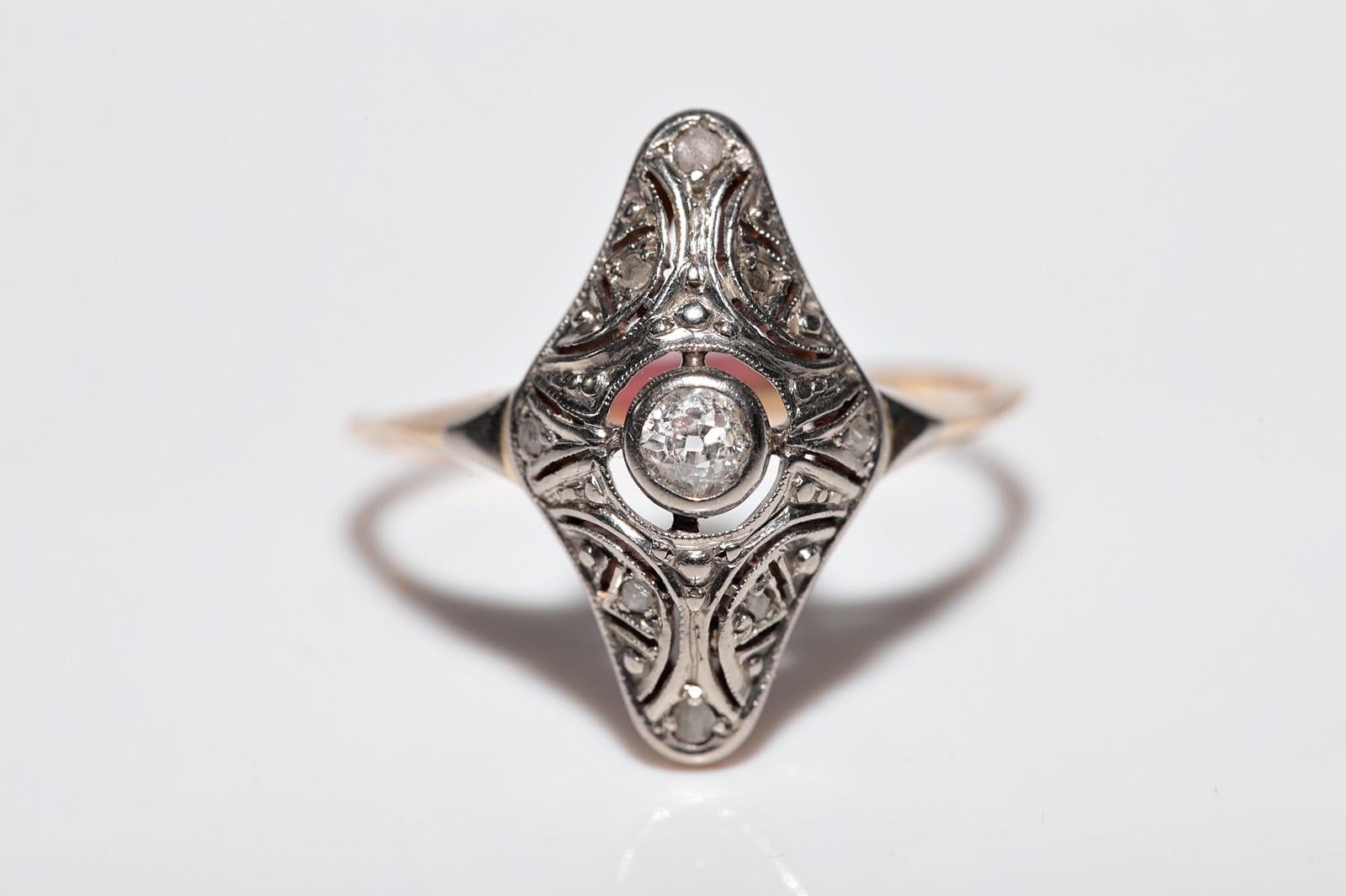 Antique Circa 1920s Art Deco 18k Gold Top Silver Natural Diamond Navette Ring For Sale 3