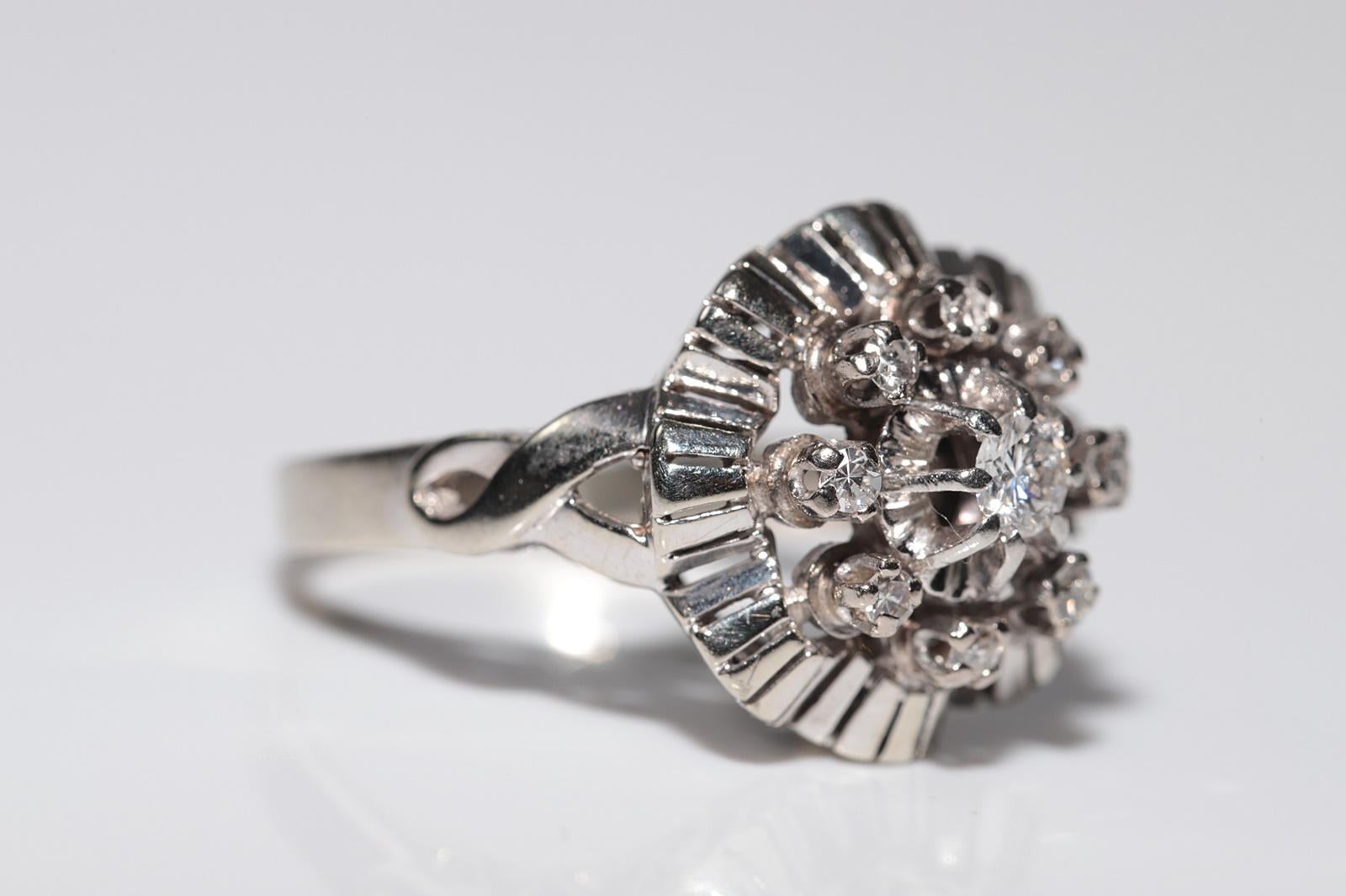 Bague Art déco ancienne des années 1920, fabriquée à la main en or 18 carats et décorée de diamants naturels Pour femmes en vente