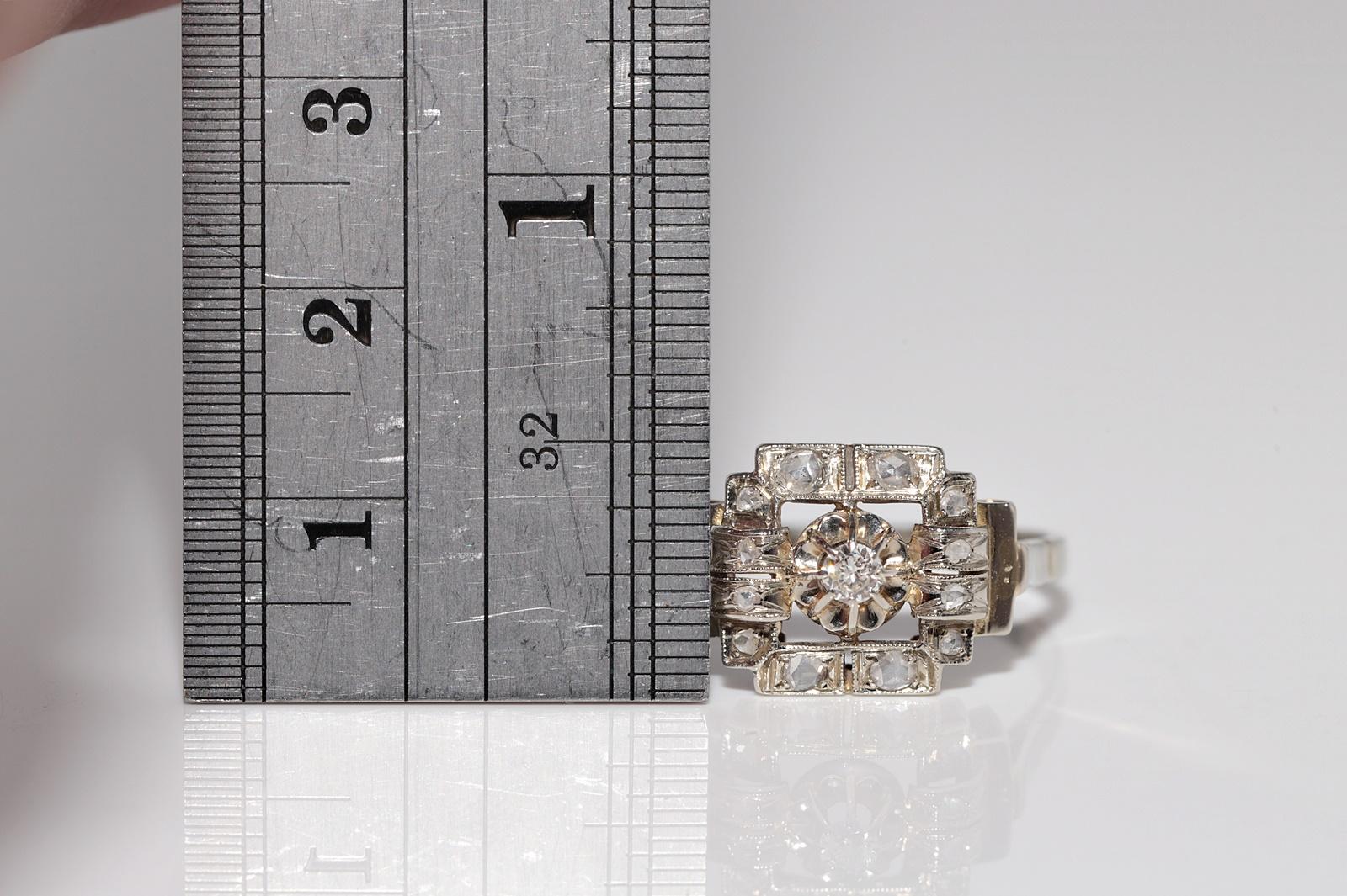 Women's Antique Circa 1920s Art Deco Handcrafted 18k Gold Natural Diamond Ring For Sale