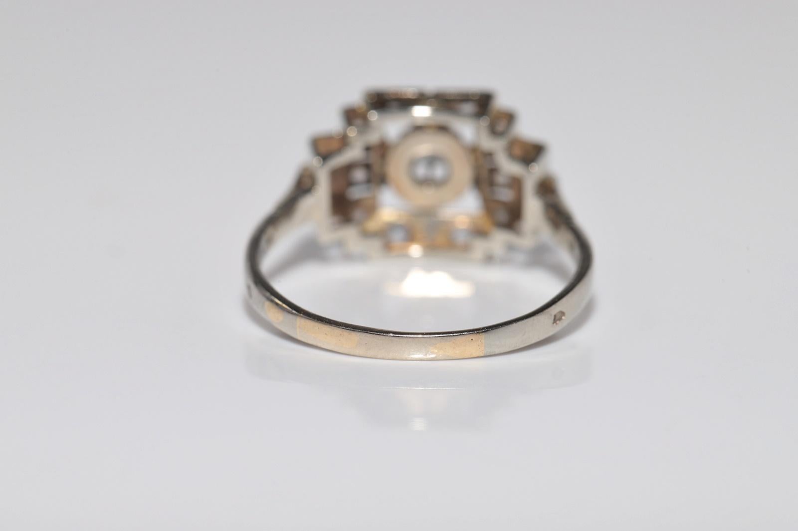 Antique Circa 1920s Art Deco Handcrafted 18k Gold Natural Diamond Ring For Sale 4