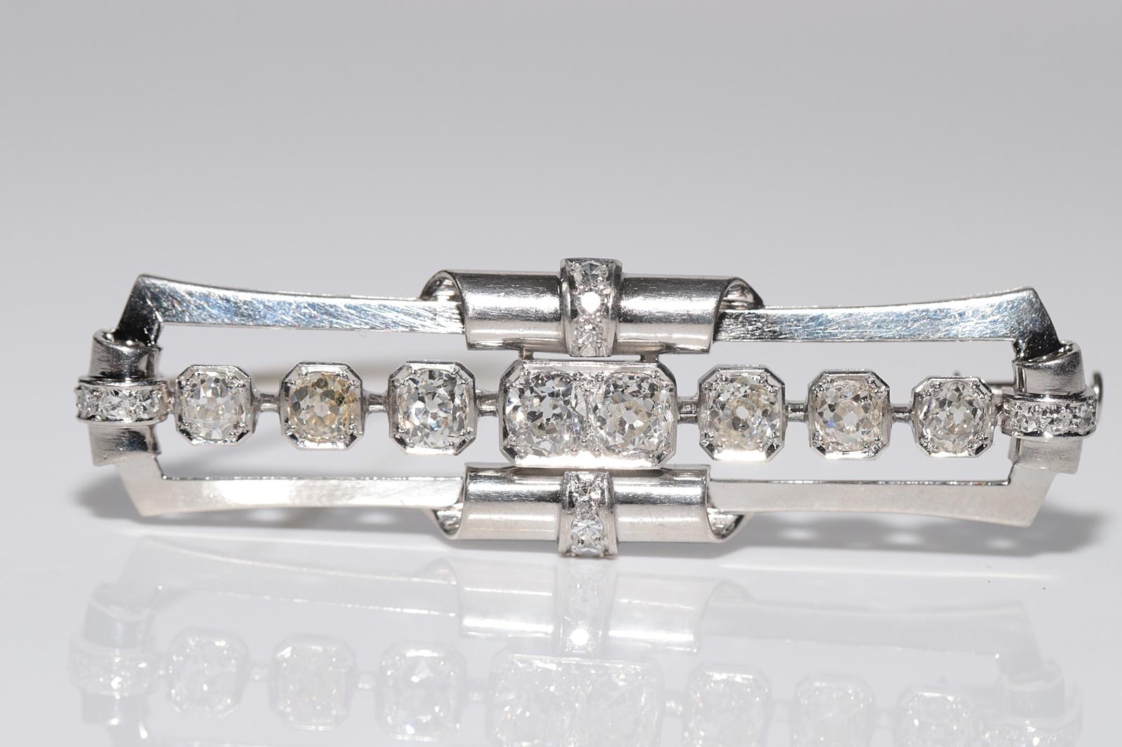 Old Mine Cut Antique Circa 1920s Art Deco Platinum Natural Old Cut Diamond Decorated Brooch