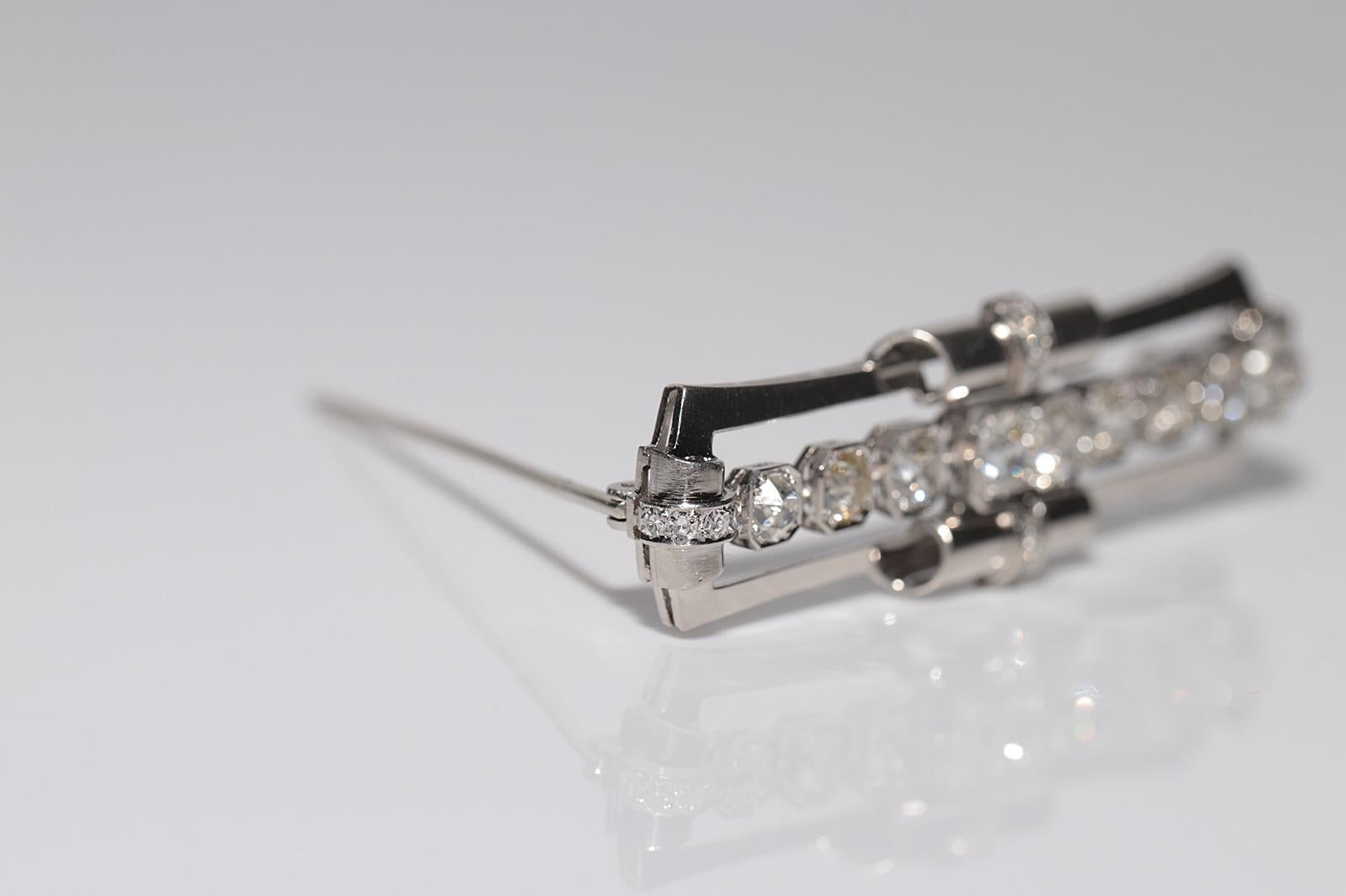 Antique Circa 1920s Art Deco Platinum Natural Old Cut Diamond Decorated Brooch In Good Condition In Fatih/İstanbul, 34