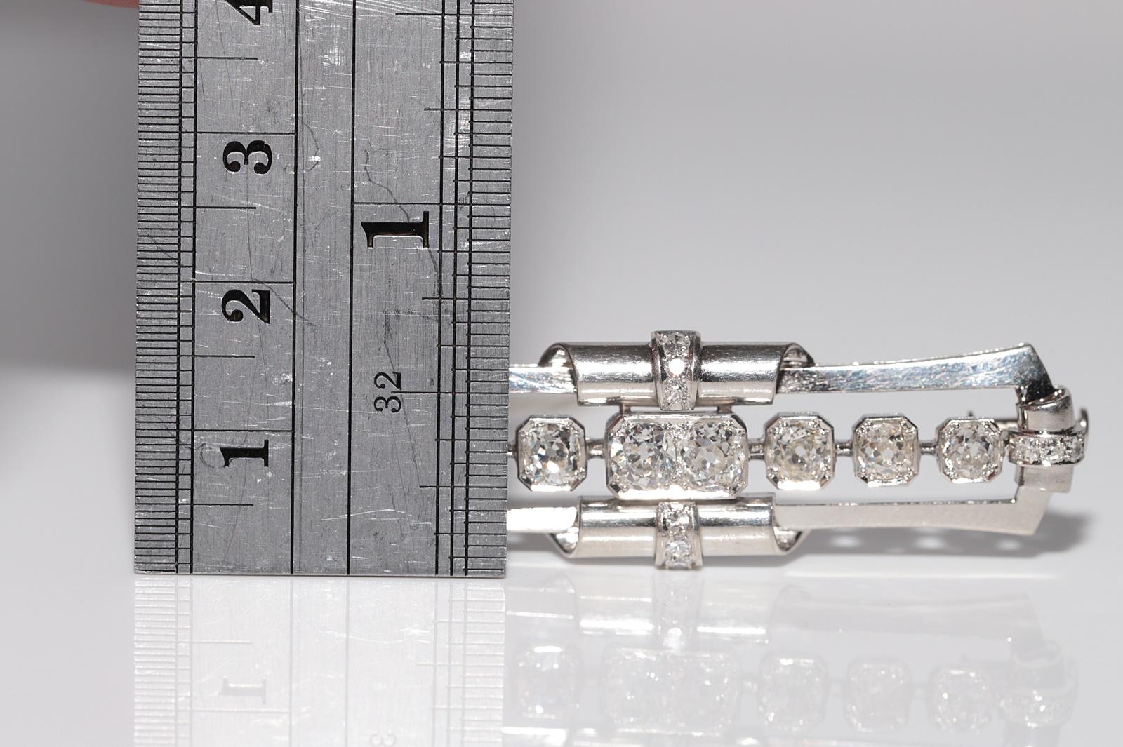 Women's Antique Circa 1920s Art Deco Platinum Natural Old Cut Diamond Decorated Brooch