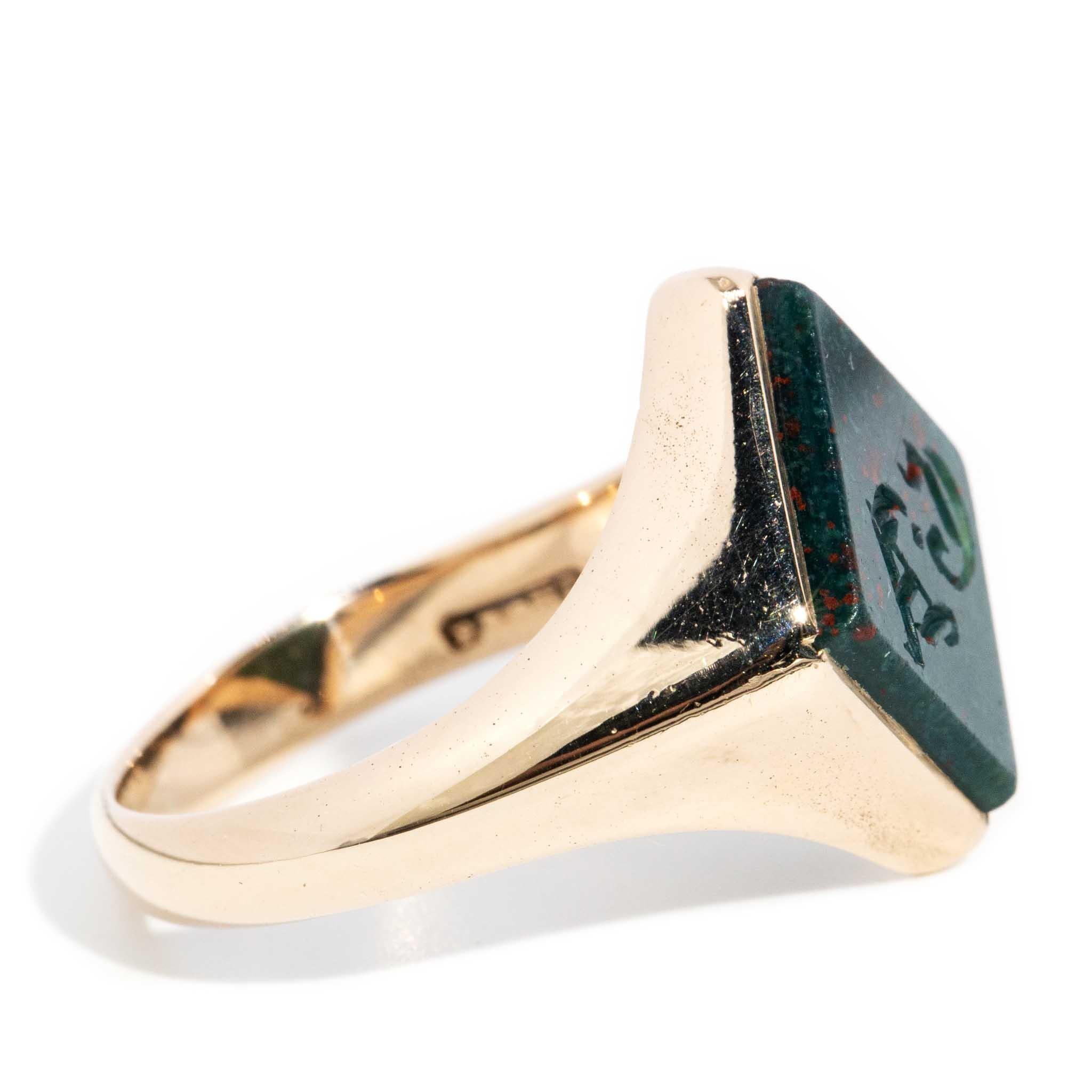 Antique Circa 1920s Bloodstone Signet Ring 15 Carat Rose Gold For Sale 1