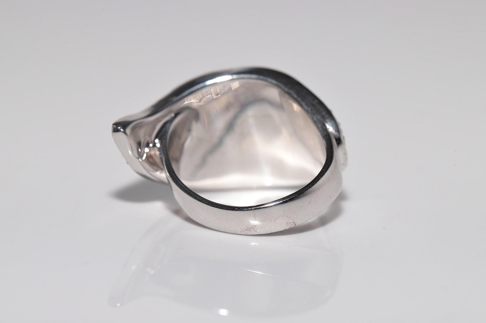 Antike CIRCA 1920er Jahre Handgefertigte Art Deco 18k Gold Natural Diamond Ring im Angebot 2