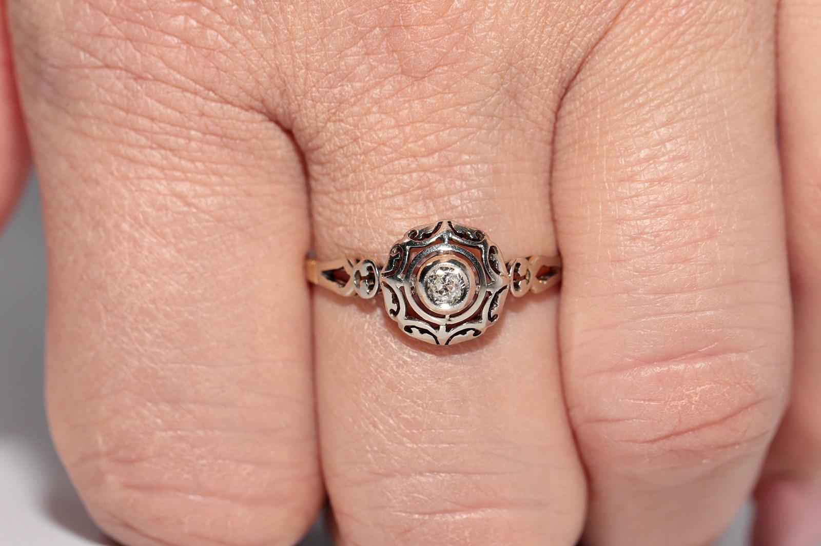 Bague solitaire ancienne des années 1920, fabriquée à la main en or 18 carats avec diamants naturels en vente 10