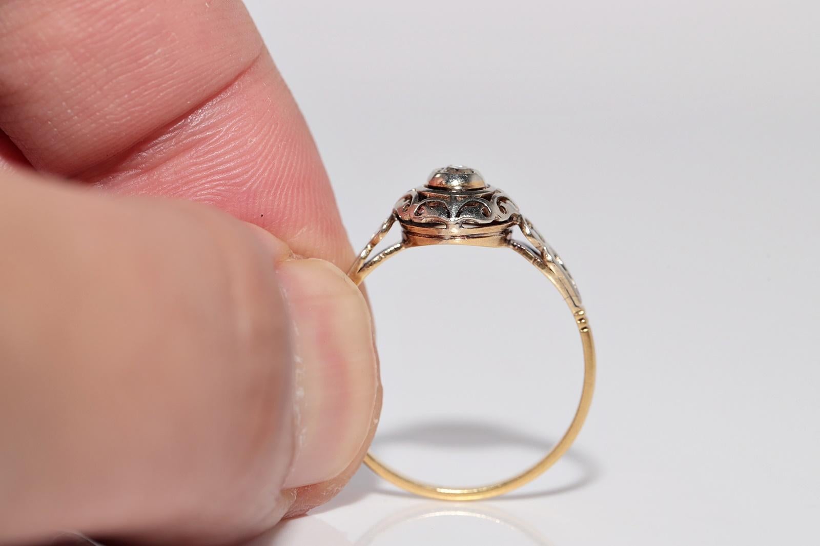 Bague solitaire ancienne des années 1920, fabriquée à la main en or 18 carats avec diamants naturels en vente 3