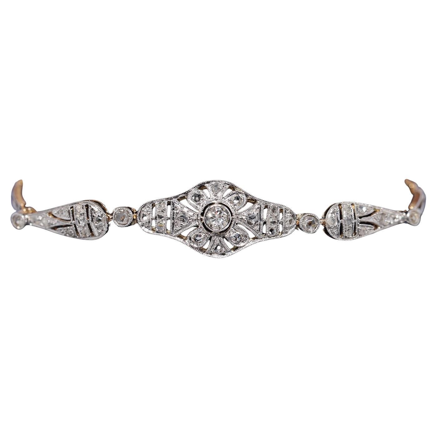 
In sehr gutem Zustand.
Das Gesamtgewicht beträgt 9 Gramm.
Insgesamt ist Seite rosa geschliffenen Diamanten0,60 ct.
Insgesamt ist Haupt alt geschliffenen Diamanten 0.25 ct.
Der Diamant hat die Farbe G-H-I und die Reinheit vs1-s1-s2-s3.
Die