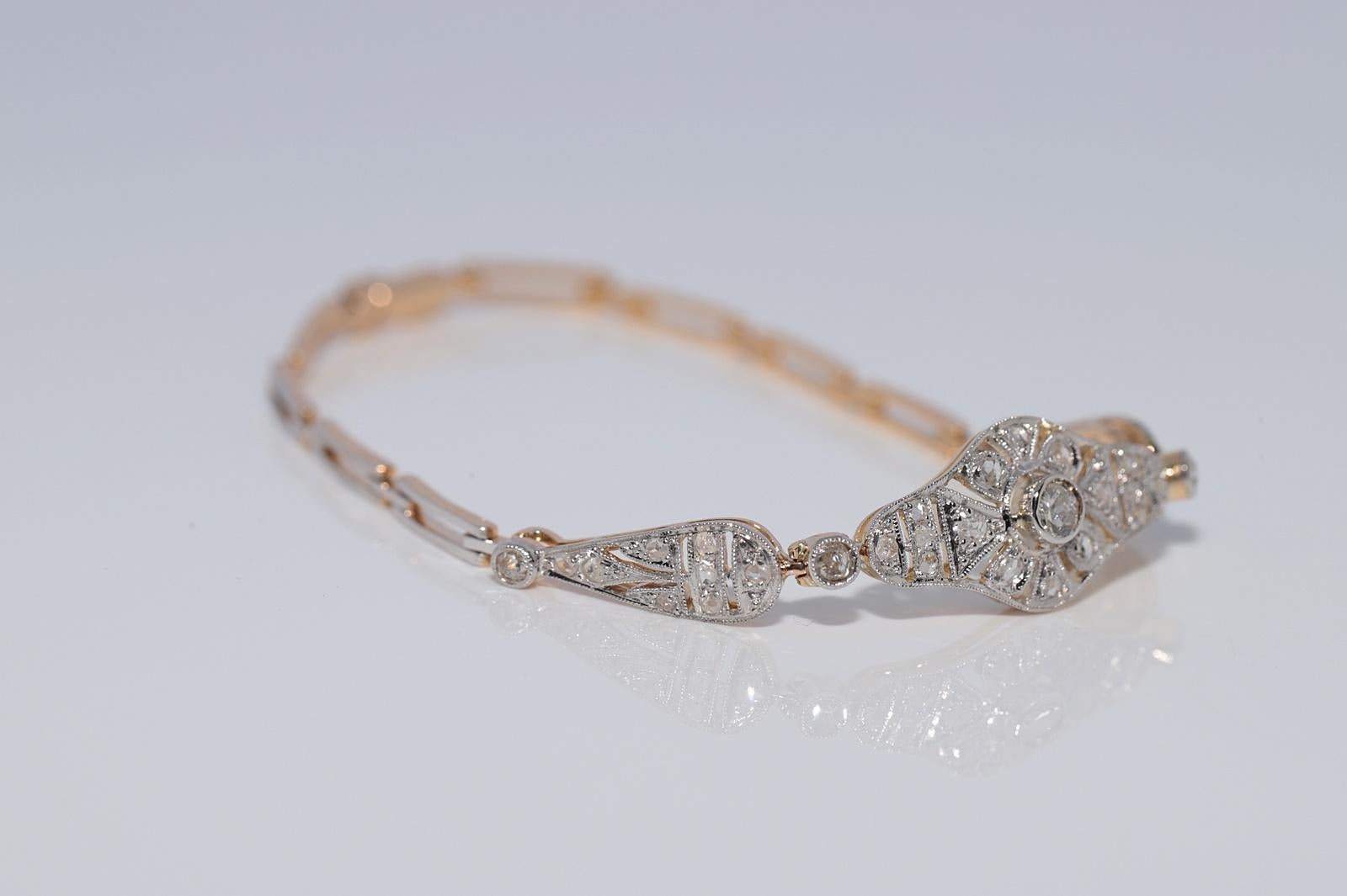 Antike CIRCA 1920er Jahre handgefertigt Art Deco 18k Gold natürlichen Diamant-Armband im Angebot 2