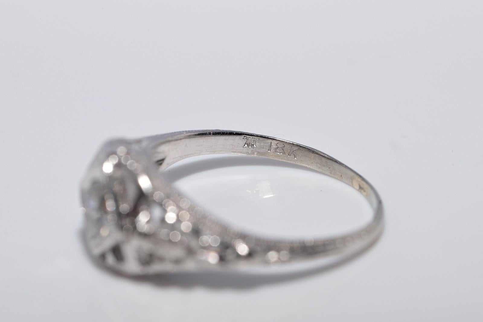 Antico anello con diamanti naturali in oro 18 carati, realizzato a mano, degli anni '20 circa. in vendita 8