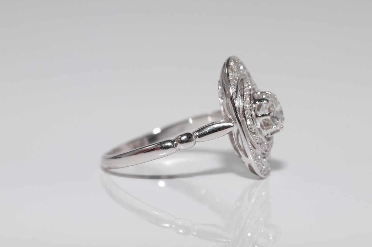 Bague ancienne en platine Art Deco des années 1920, faite à la main, avec diamant naturel en vente 5