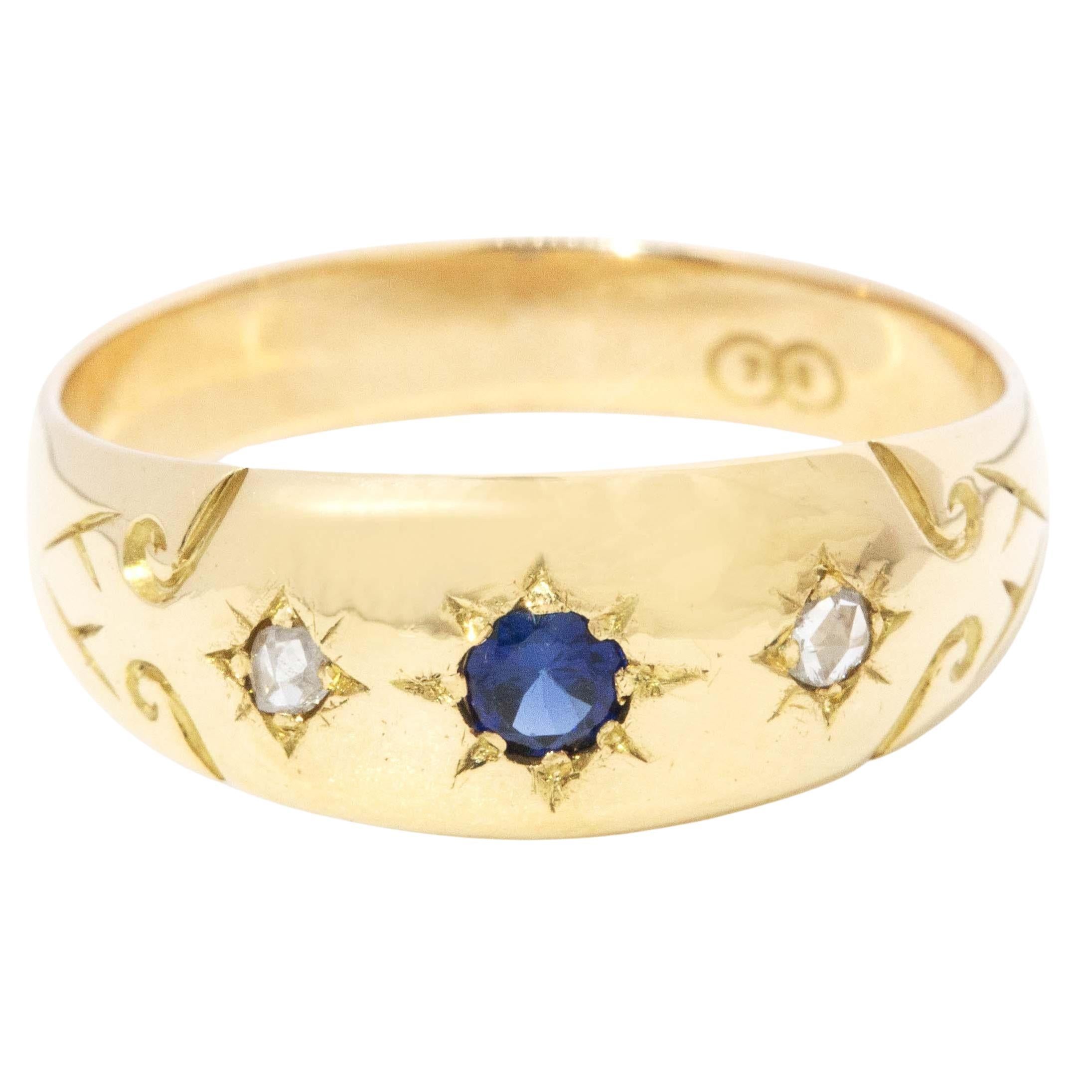 Antique Circa 1920s Sapphire & Diamond Art Deco Ring 18 Carat Yellow Gold