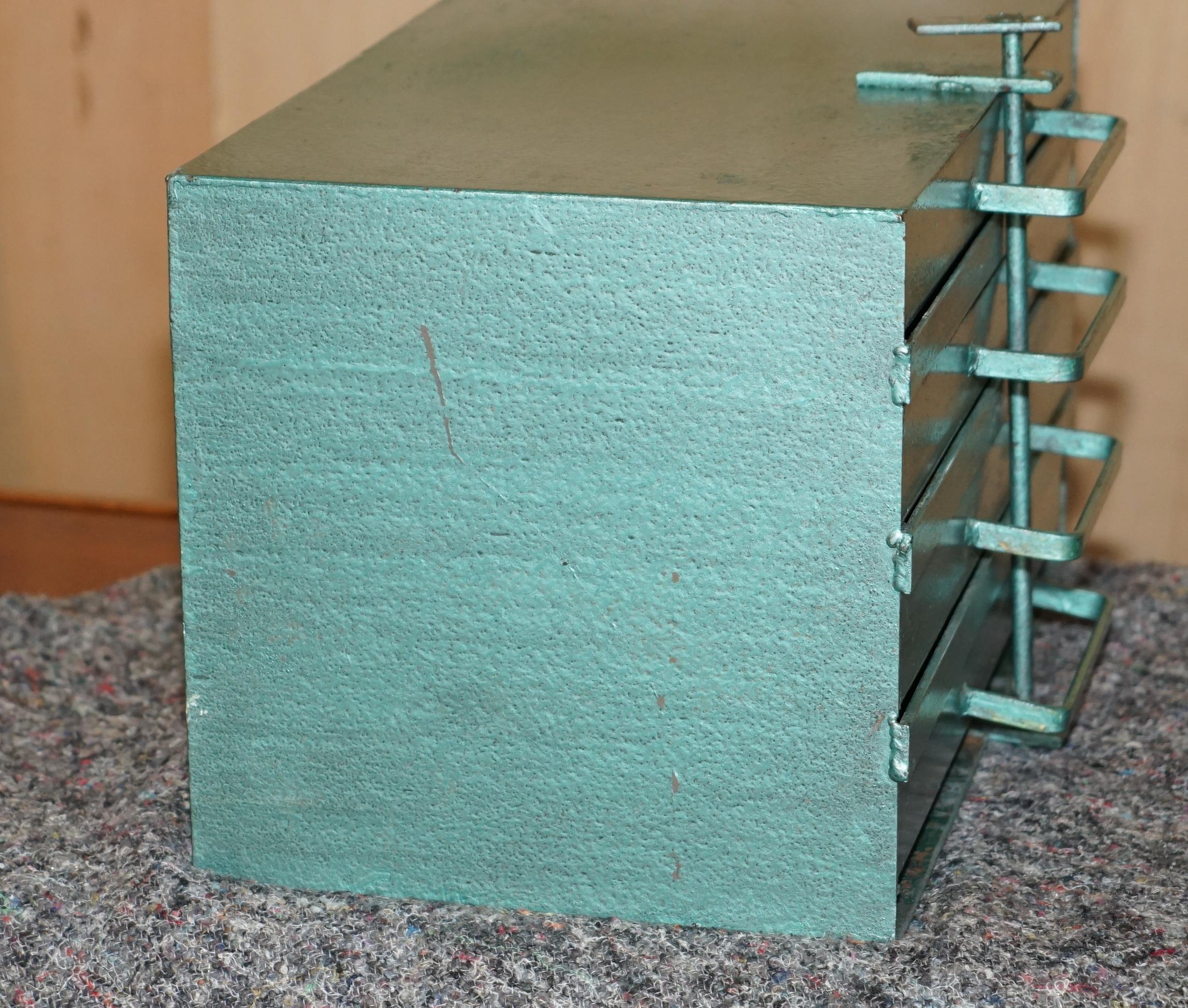 English ANTIQUE CIRCA 1920's TEAL COLOURED LOCKABLE MACHINIST WORK TOOL BOX WITH LOCK For Sale