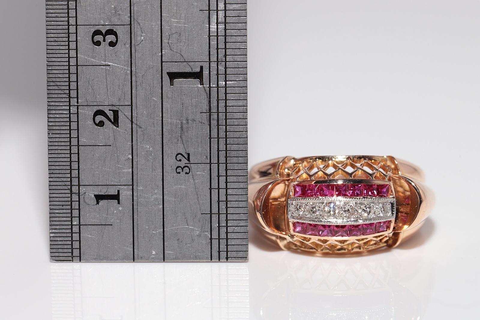 Bague débardeur ancienne des années 1930 en or 18 carats, diamant naturel et rubis taille baguette en vente 4