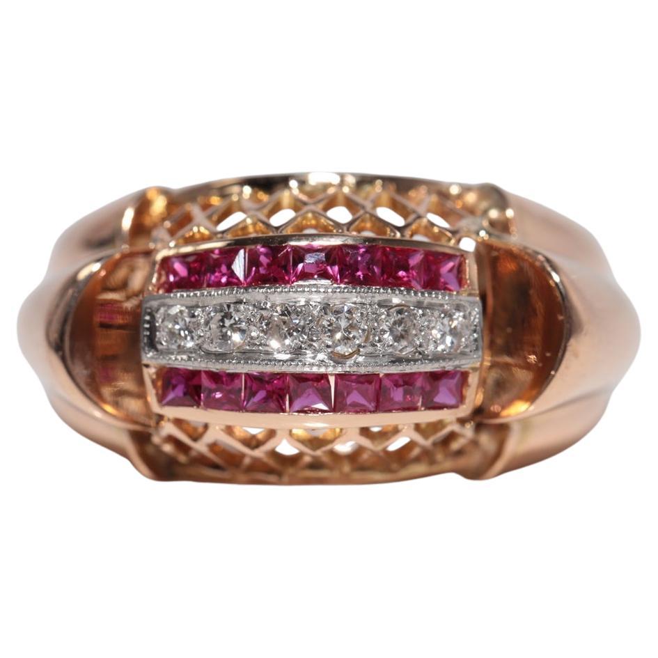 Anello antico CIRCA 1930 in oro 18k con diamante naturale e rubino taglio baguette in vendita