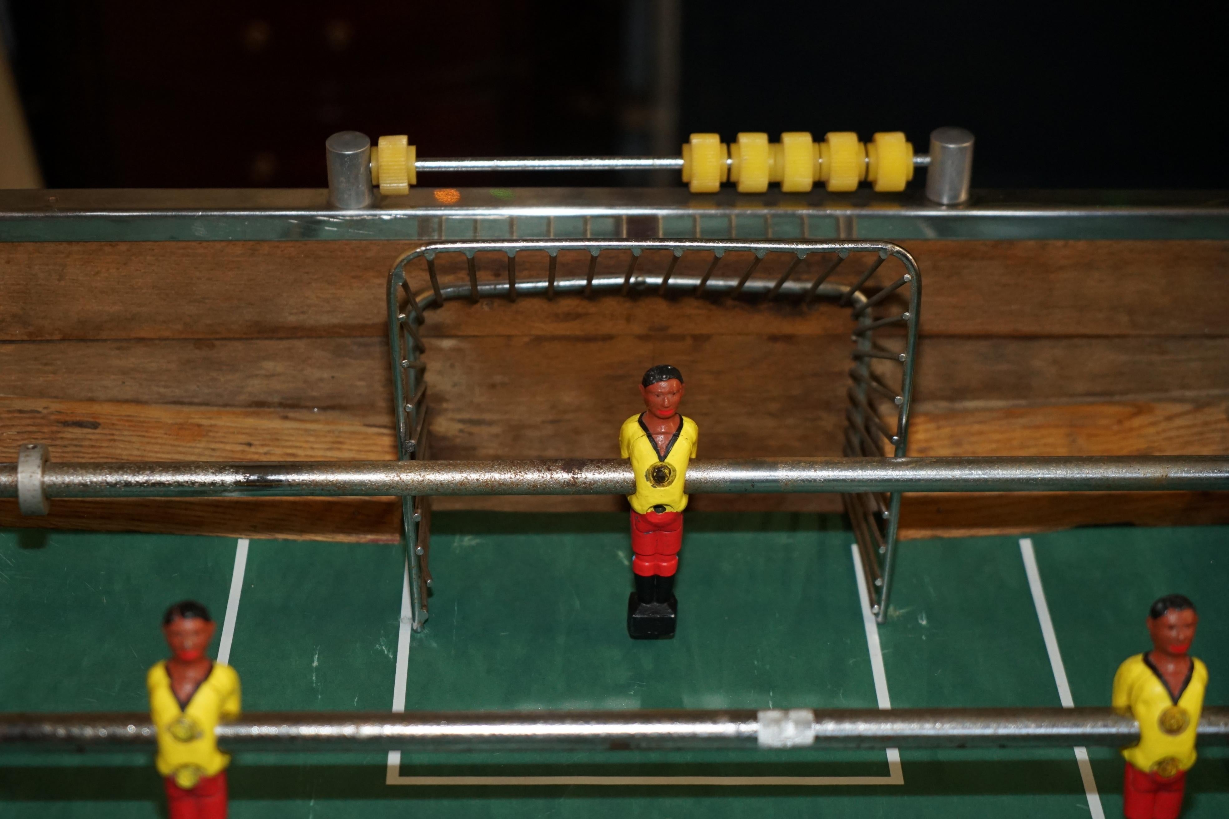 ANTIQUE CIRCA 1930er BUSSOZ PARIS BABYFOOT ORIGINAL PATiNA FOOTBALL TABLE im Angebot 9