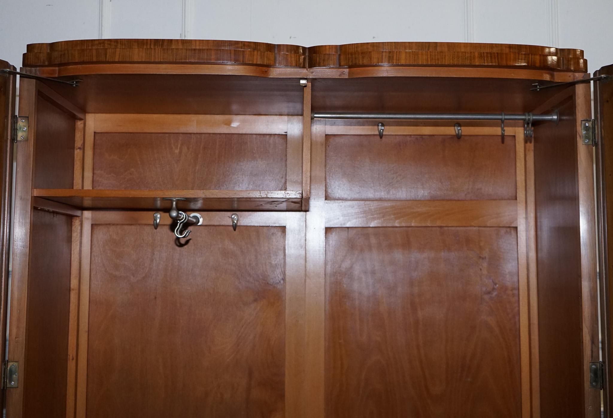 ANTICO CIRCA 1930 INGHILTERRA NOCE ART DECO ARMADIO A DUE PORTE in vendita 9