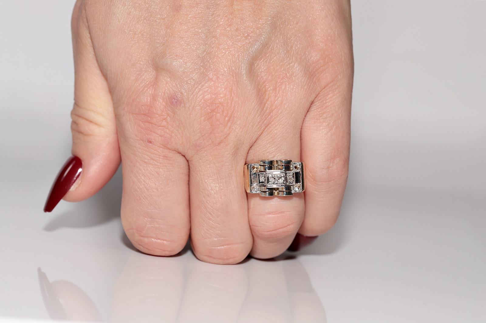 Antico, circa 1930, fatto a mano  Anello con serbatoio decorato con diamanti naturali in oro 18k in vendita 7