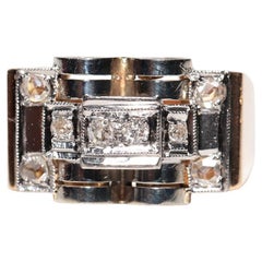 Ancien fabriqué à la main vers 1930  Bague Tank en or 18k ornée de diamants naturels