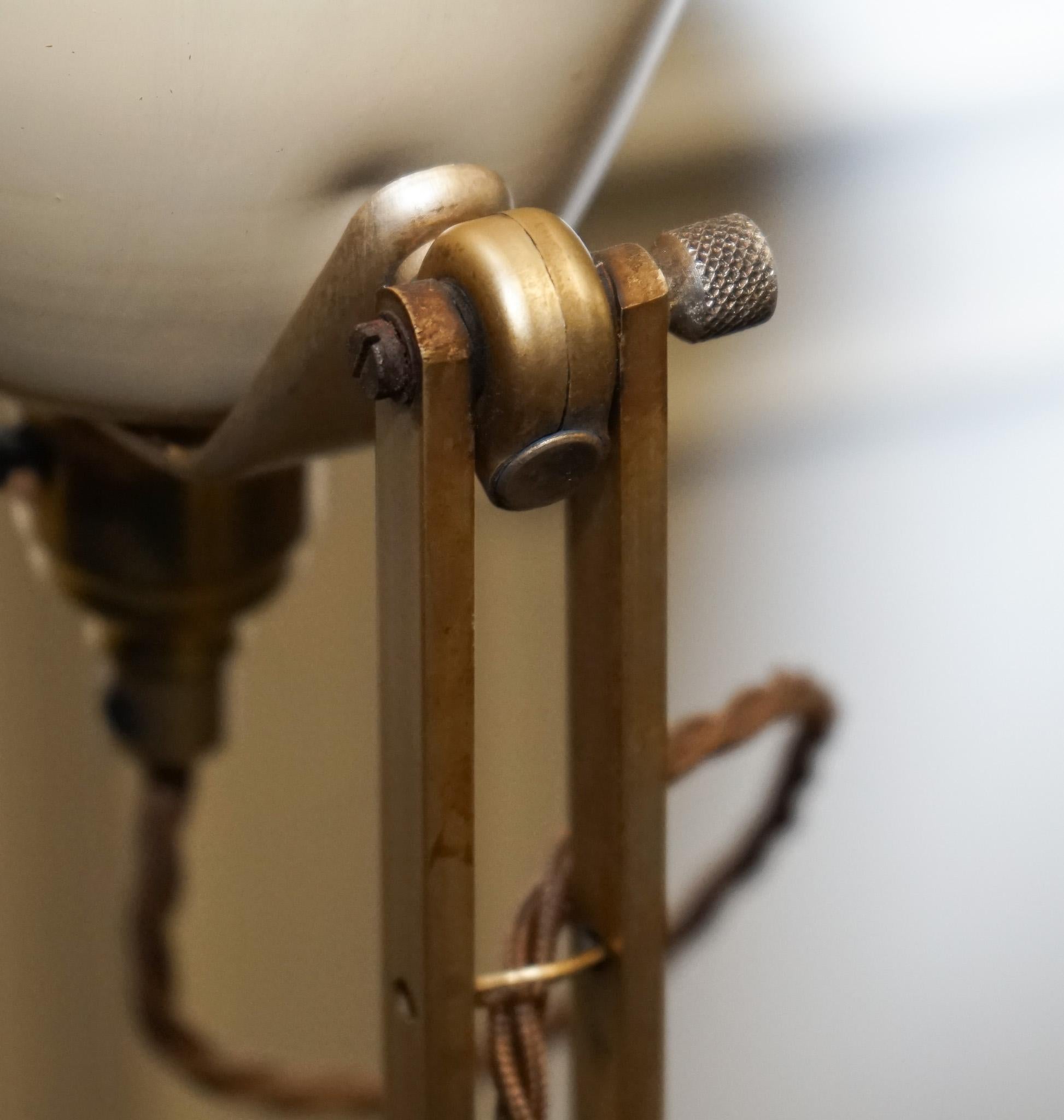 ANTIQUE CIRCA 1950 RECLAIMED HADRILL & HORSTMANN COUNTERPOiSE DESK LAMP en venta 5