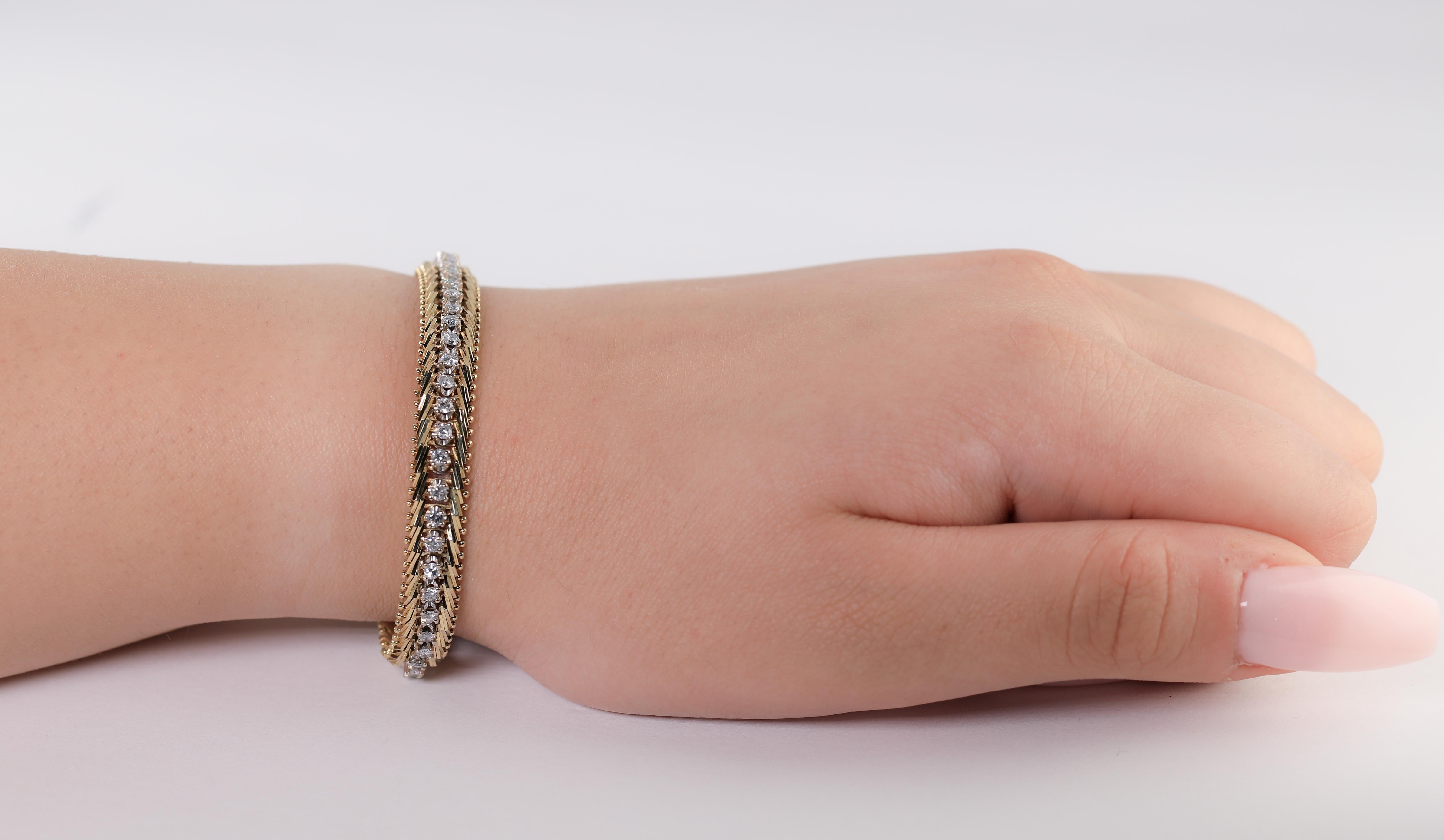Bracelet tennis ancien en forme de queue de renard serti de griffes avec diamants de 2,0 carats, datant des années 1960 en vente 2
