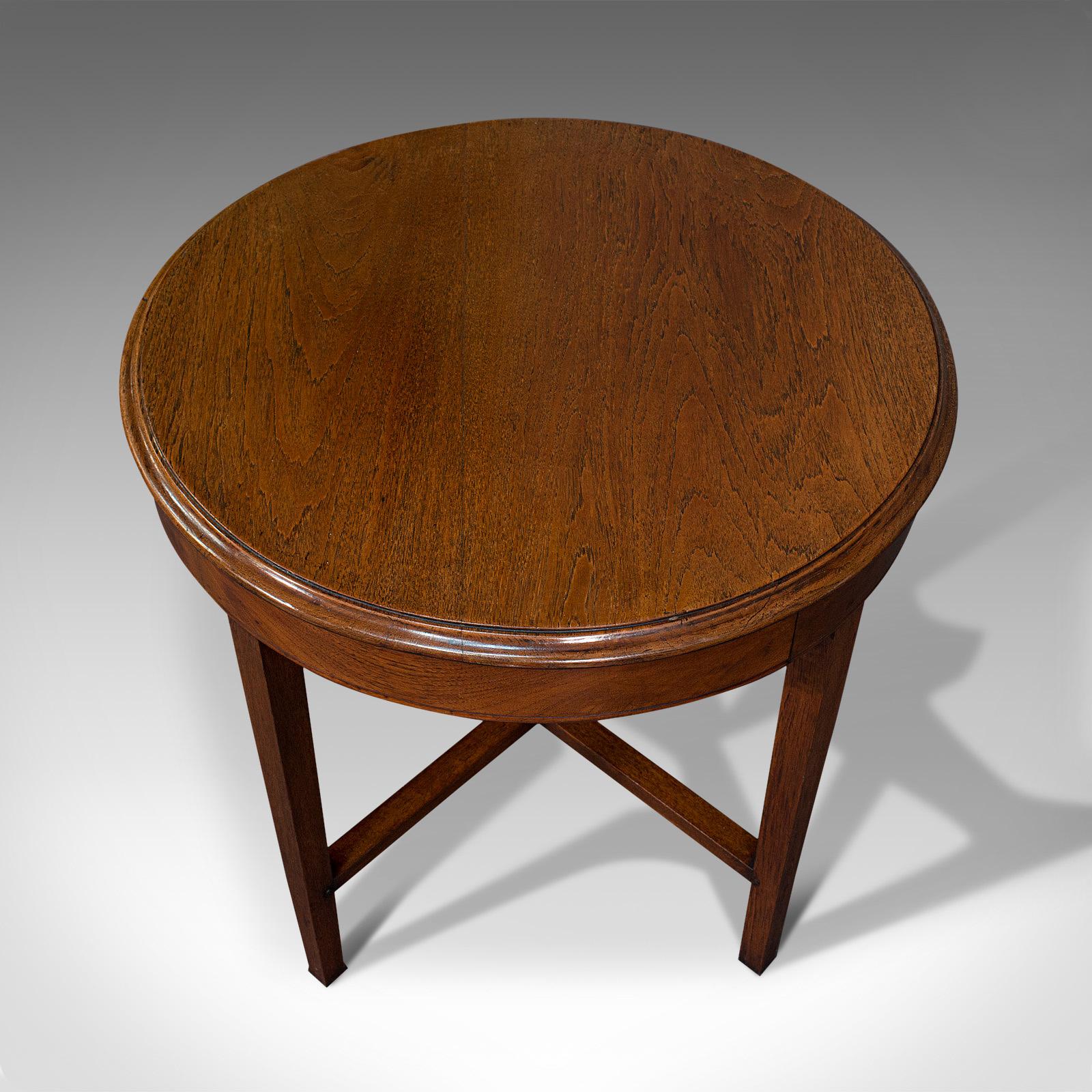 Antique Circular Coffee Table, English, Oak, Lamp, Side, Victorian, Circa 1880 In Good Condition In Hele, Devon, GB