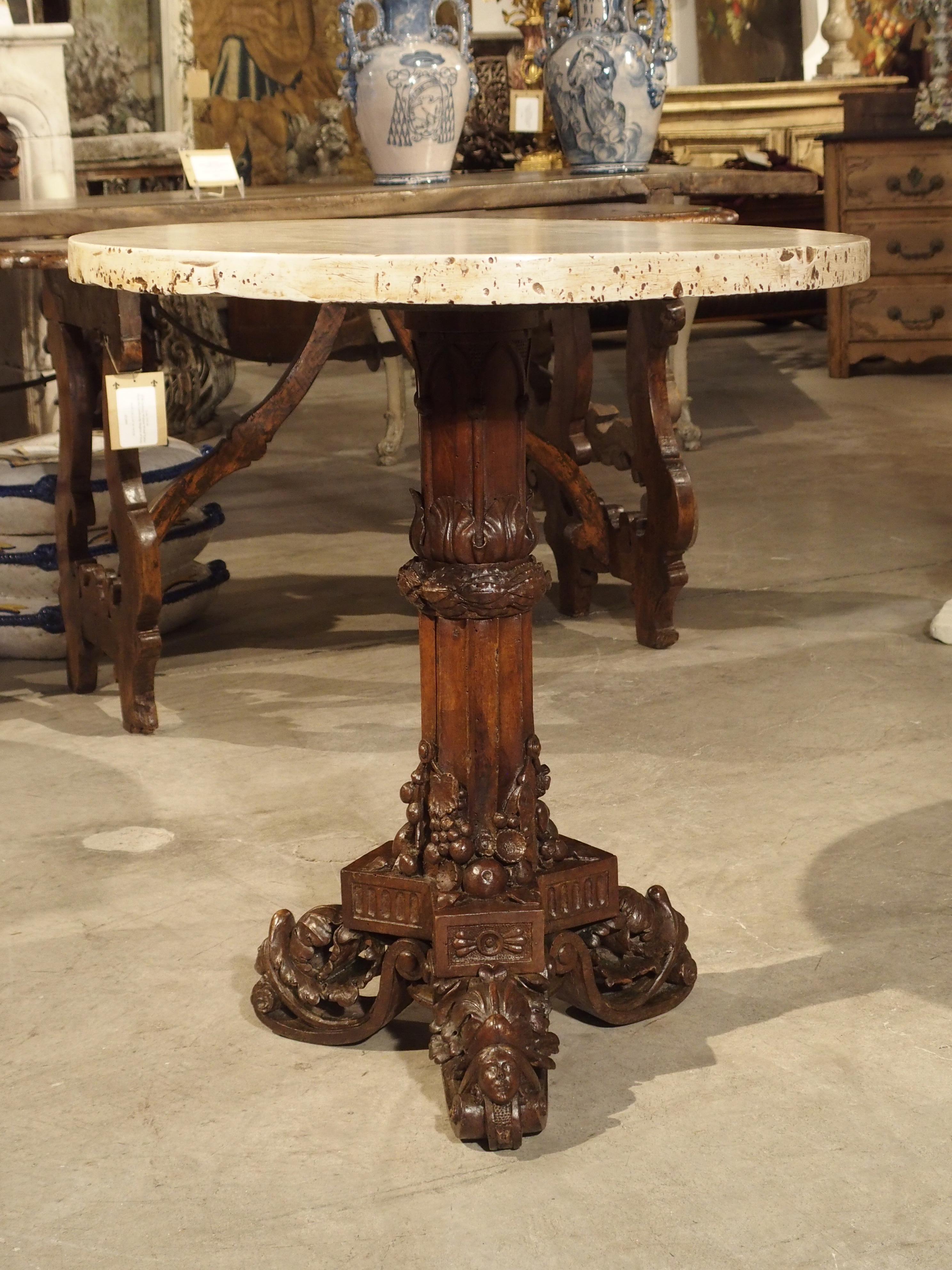 Antico tavolo circolare genovese in legno intagliato e marmo, circa 1820 in vendita 12