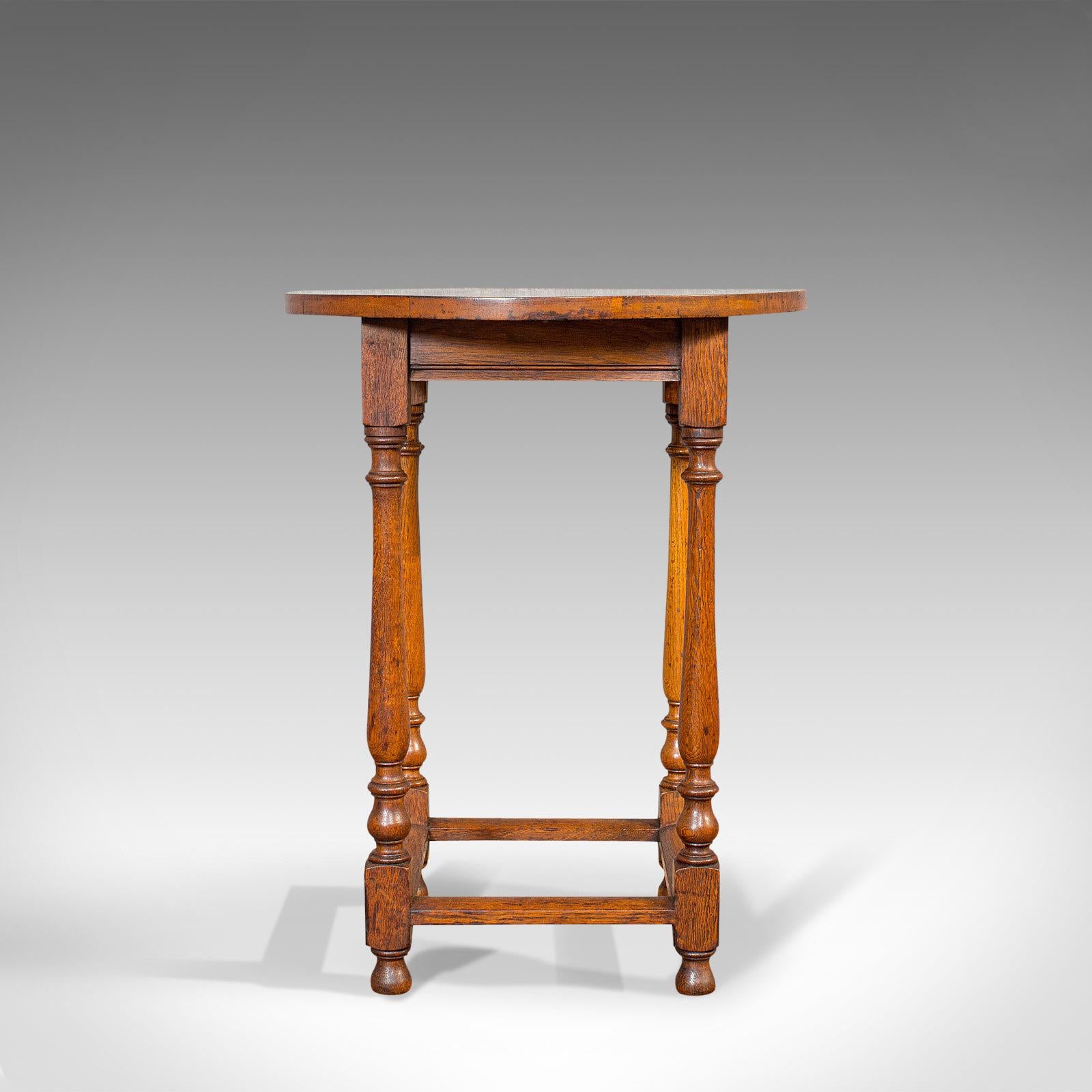 Circular Occasional Table, English, Oak, Side, Lamp, Edwardian, circa 1910 1