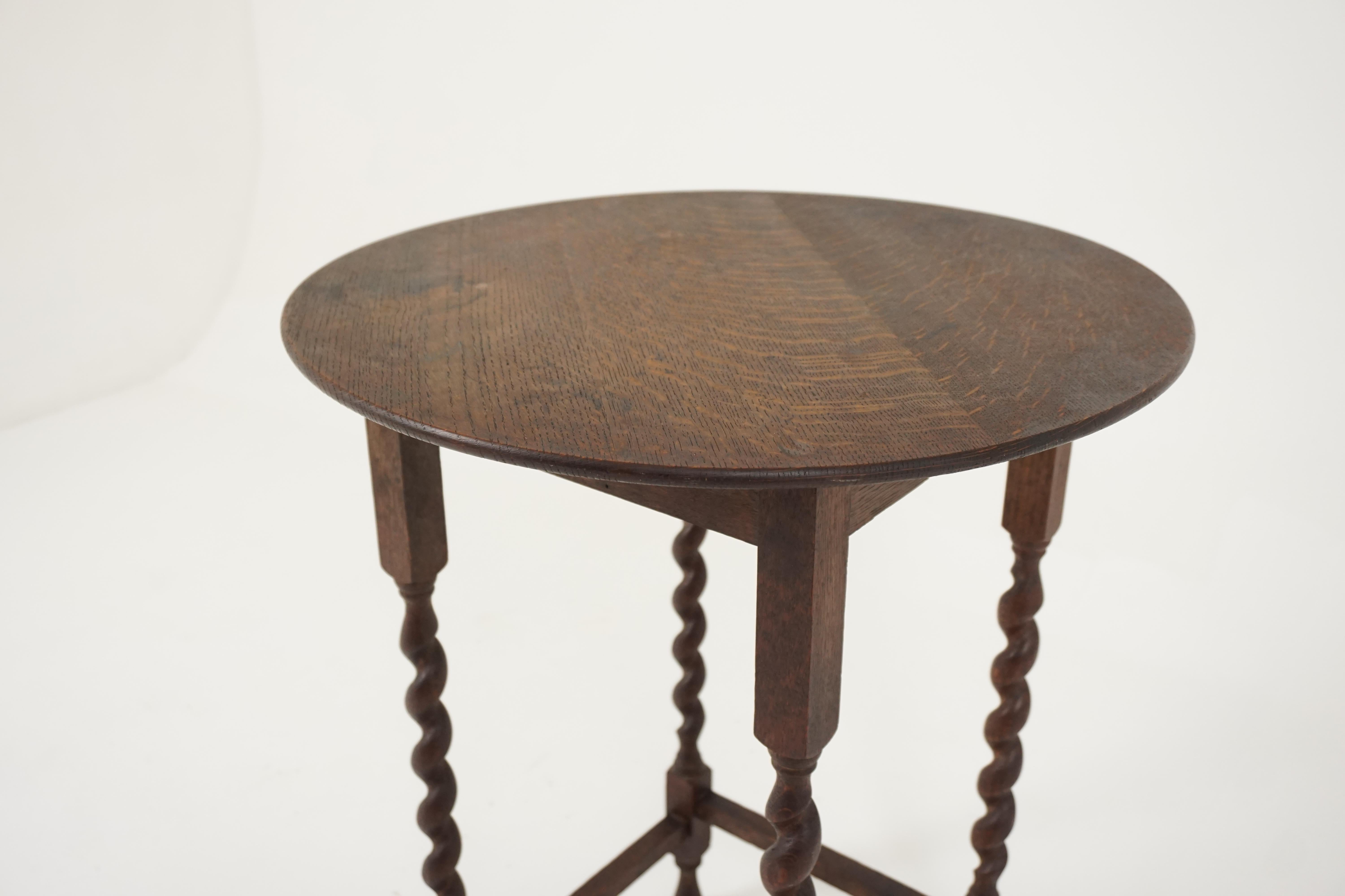 Antique Circular Tiger Oak Barley Twist Lamp/End Table, Scotland 1920, B1921 In Good Condition In Vancouver, BC