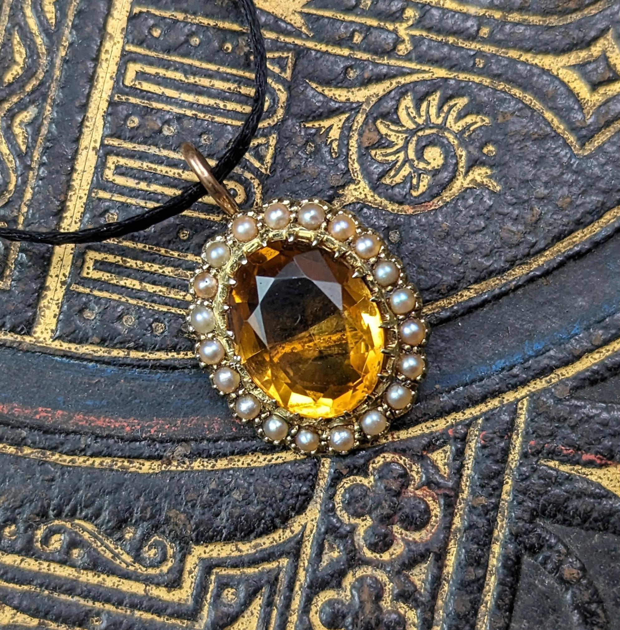 Antique Citrine and pearl halo pendant, 15k yellow gold  1