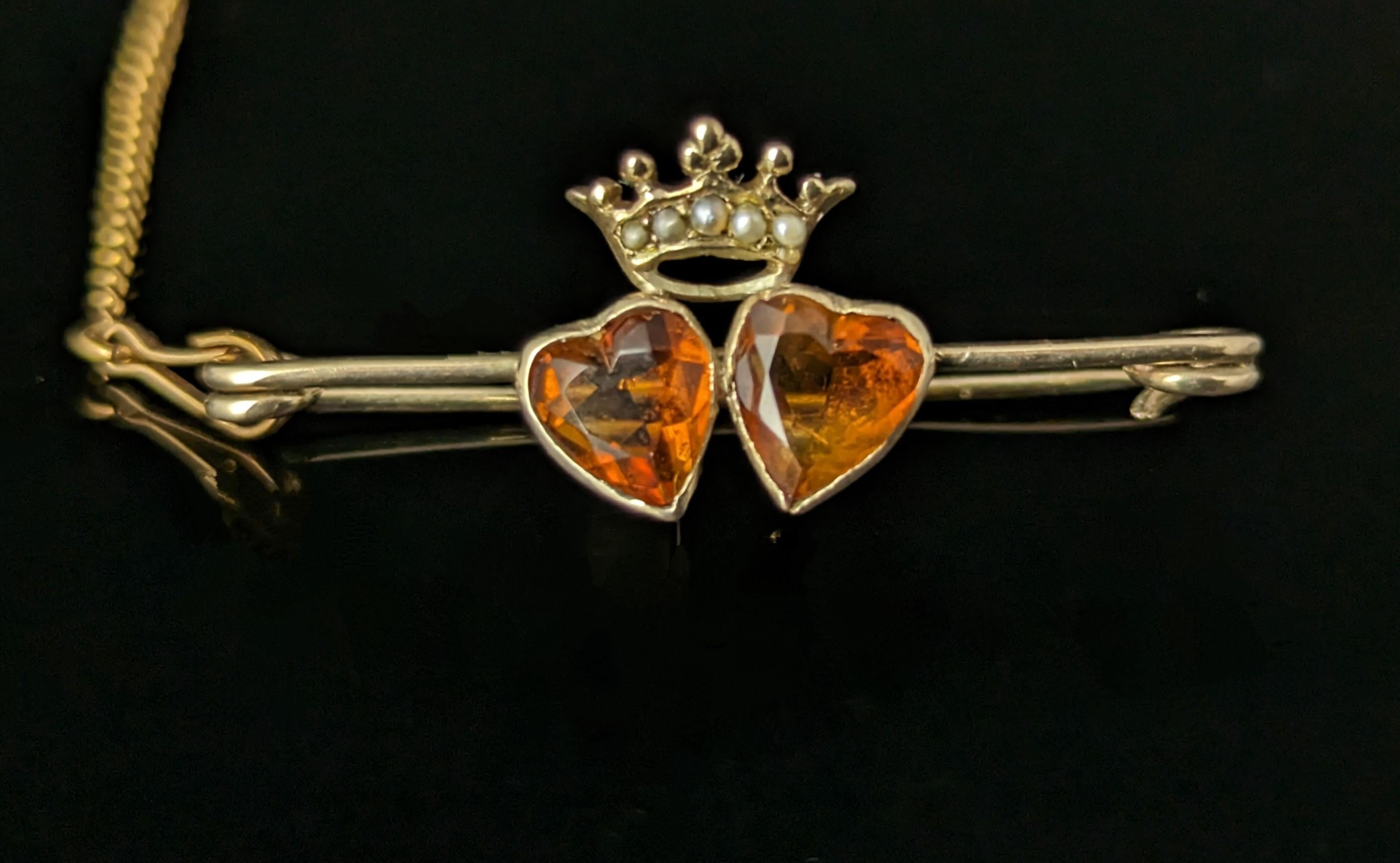 Edwardian Antique Citrine double crowned hearts brooch, 9k gold, Luckenbooth 
