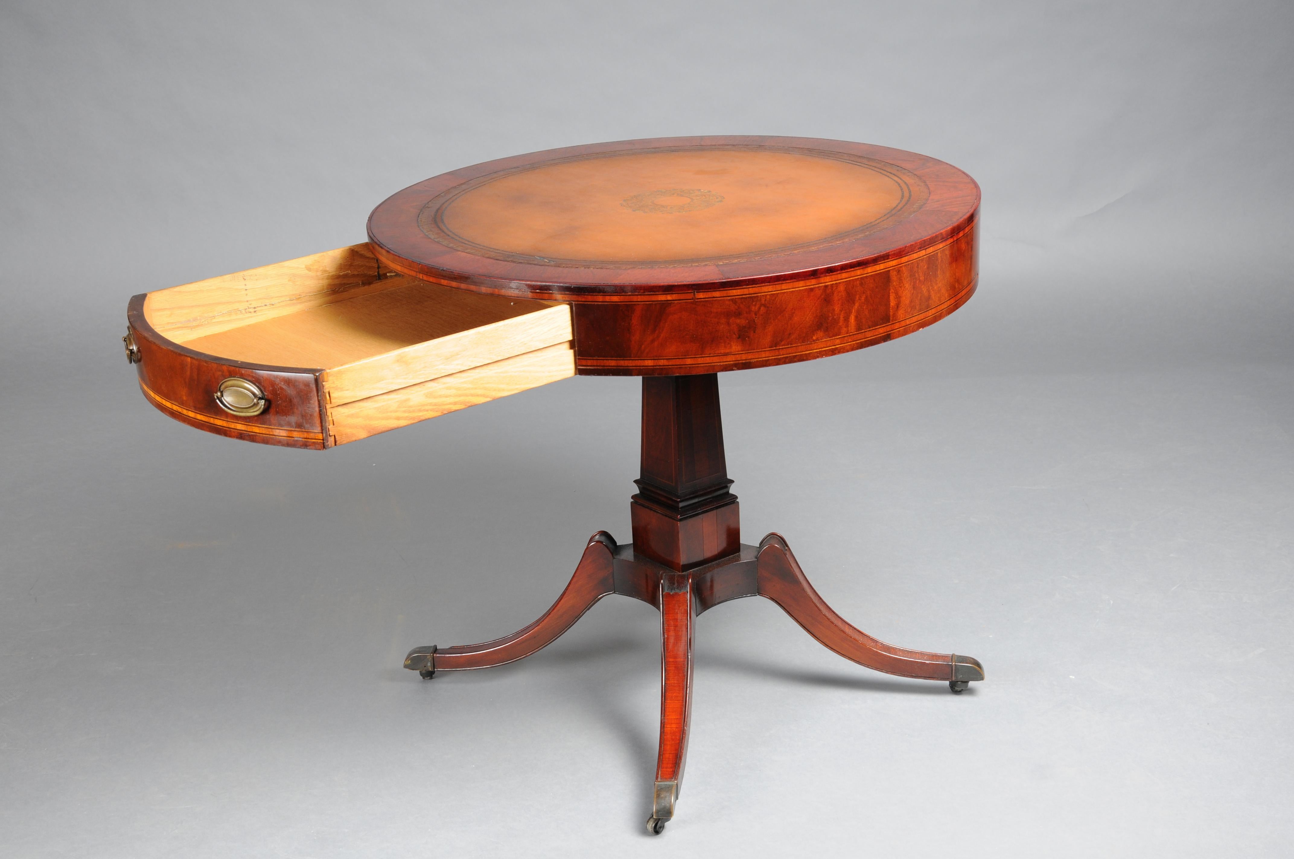 Antique classic English side table with leather top. 19th Century For Sale 5