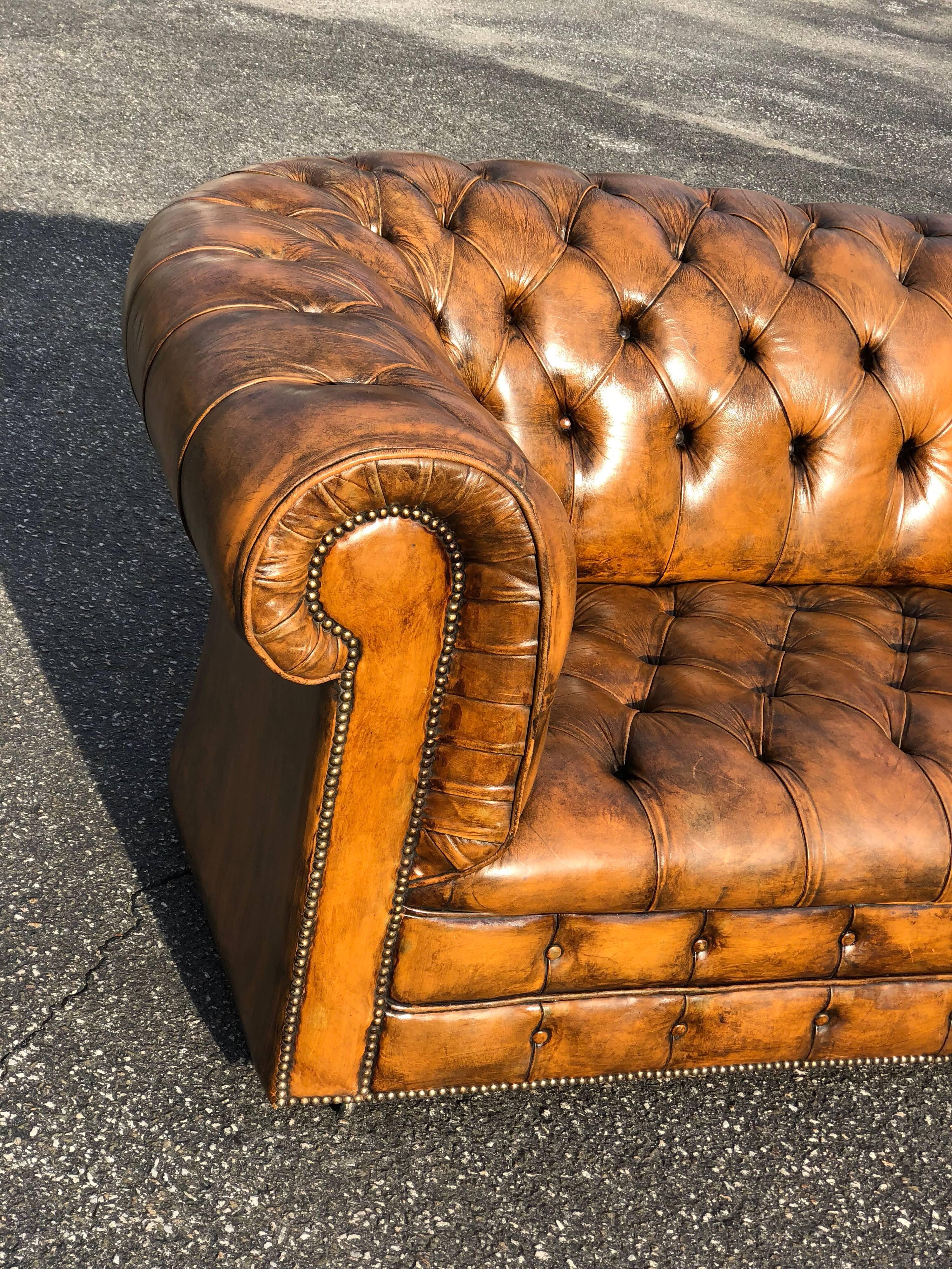 20th Century Antique Classic Leather Chesterfield Love Seat