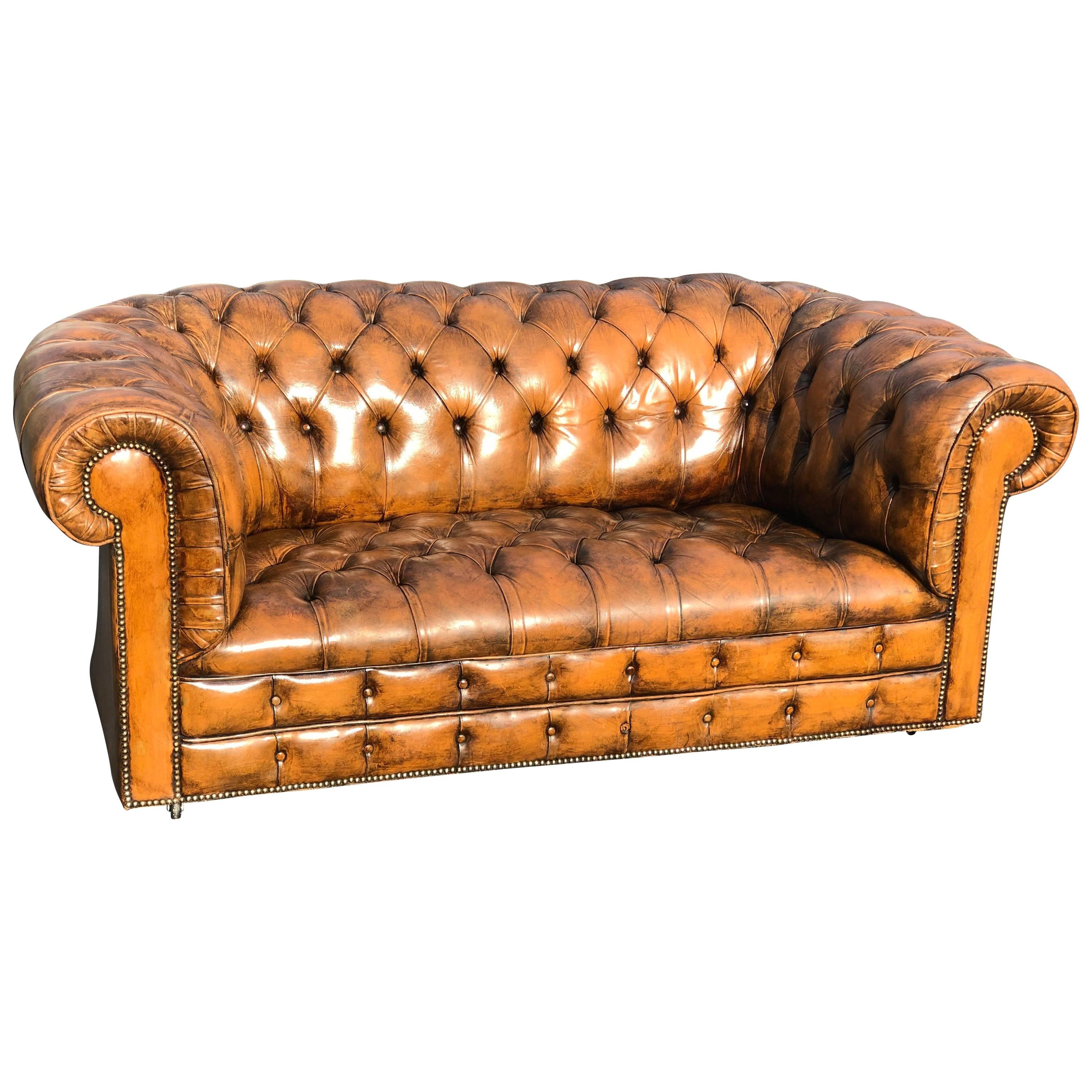 Antique Classic Leather Chesterfield Love Seat