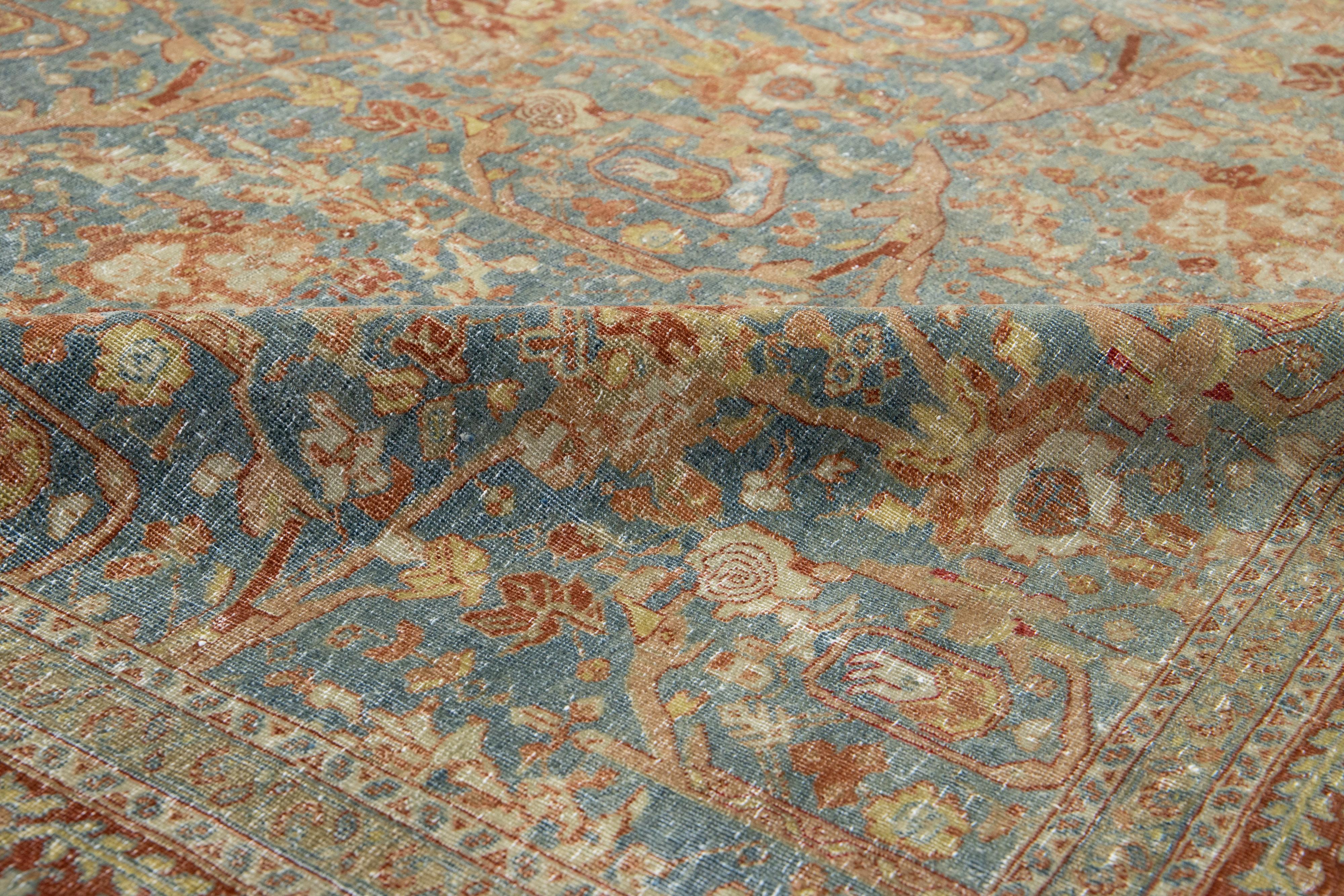 Antiker klassischer persischer Wollteppich aus Täbris in Blau mit floralem Muster im Angebot 3