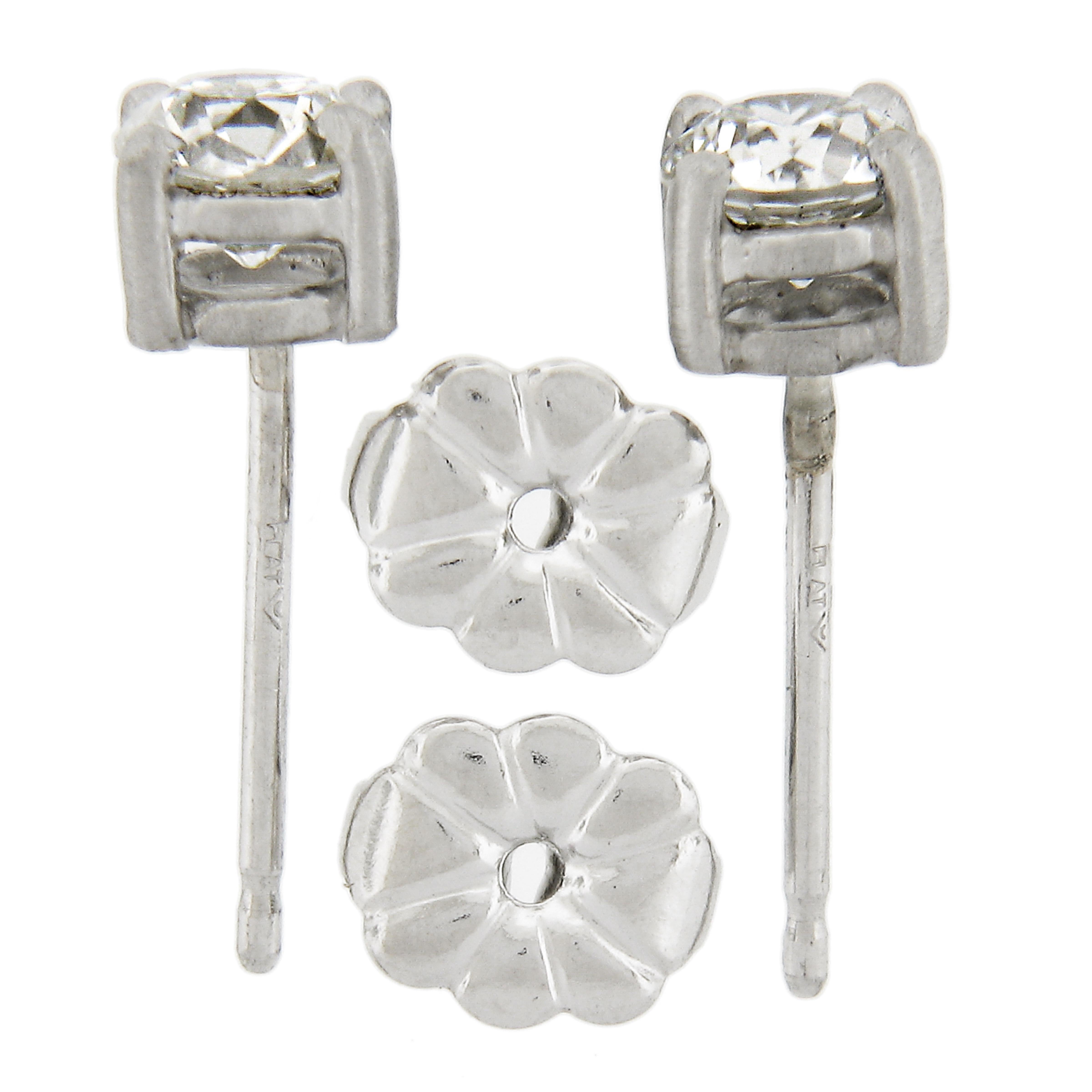 Pendientes clásicos antiguos de platino con diamantes de corte europeo de 0,76 ctw en Excelente estado para la venta en Montclair, NJ