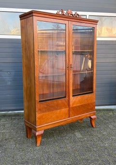 Antique Art Deco Bauhaus Walnut Wood Display Cabinet / Vitrine w. Beveled Glass