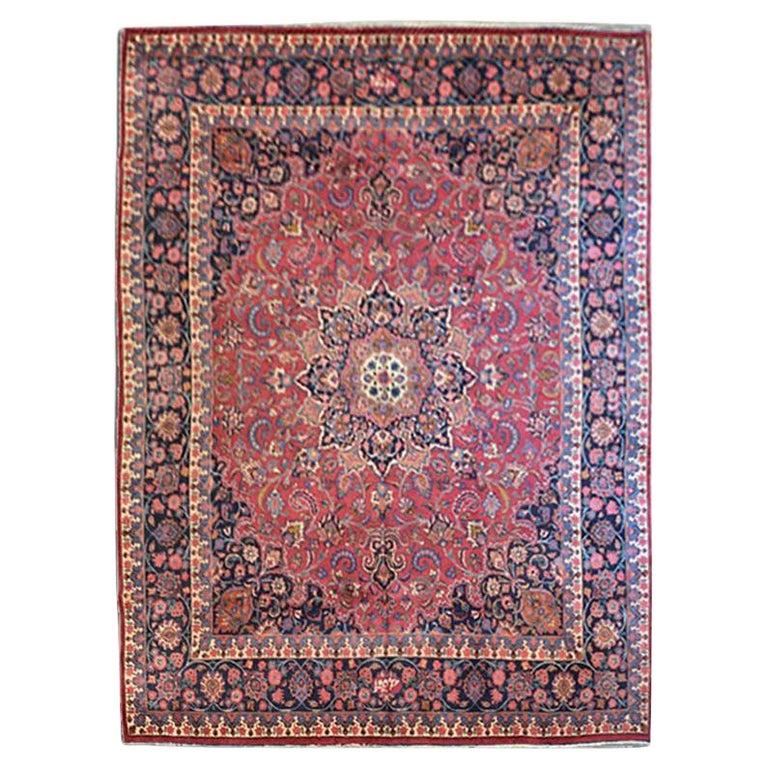 Early 20th Century Antique Classic Rug, Meshed Design For Sale