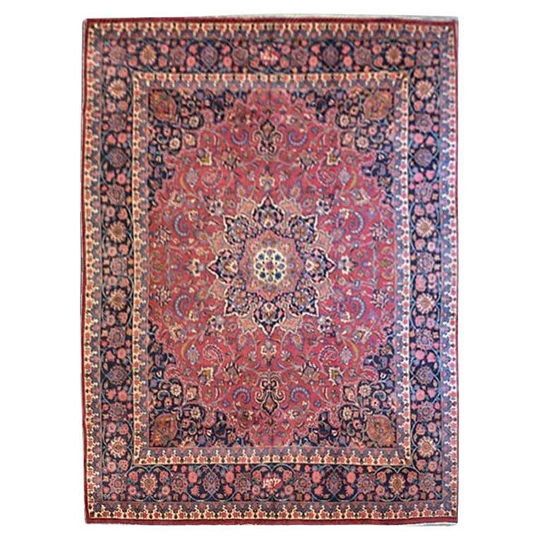 Antique Classic Rug, Meshed Design For Sale