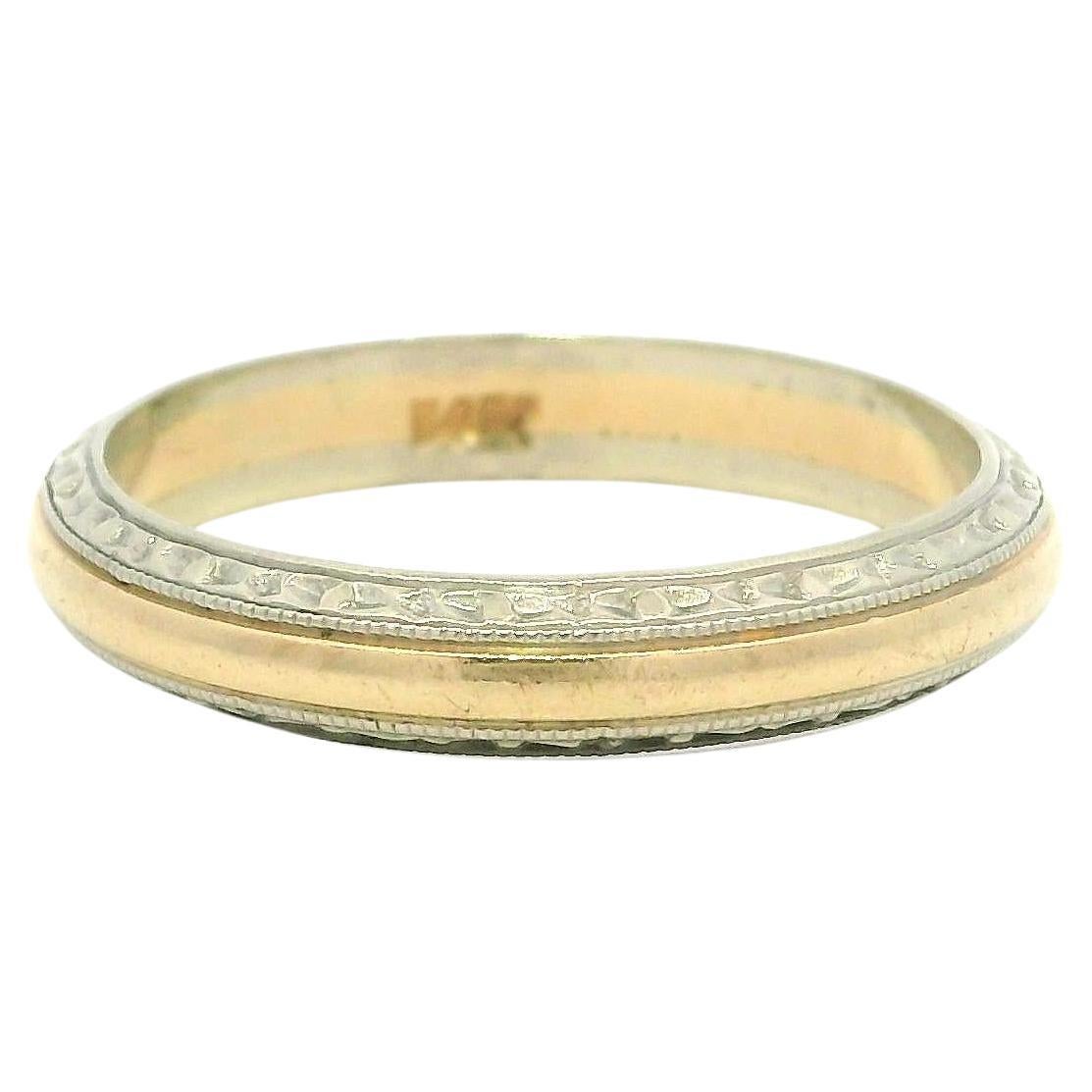Antique Classic Yellow 
White Gold Hand Etched Pattern Wedding Band Ring For Sale