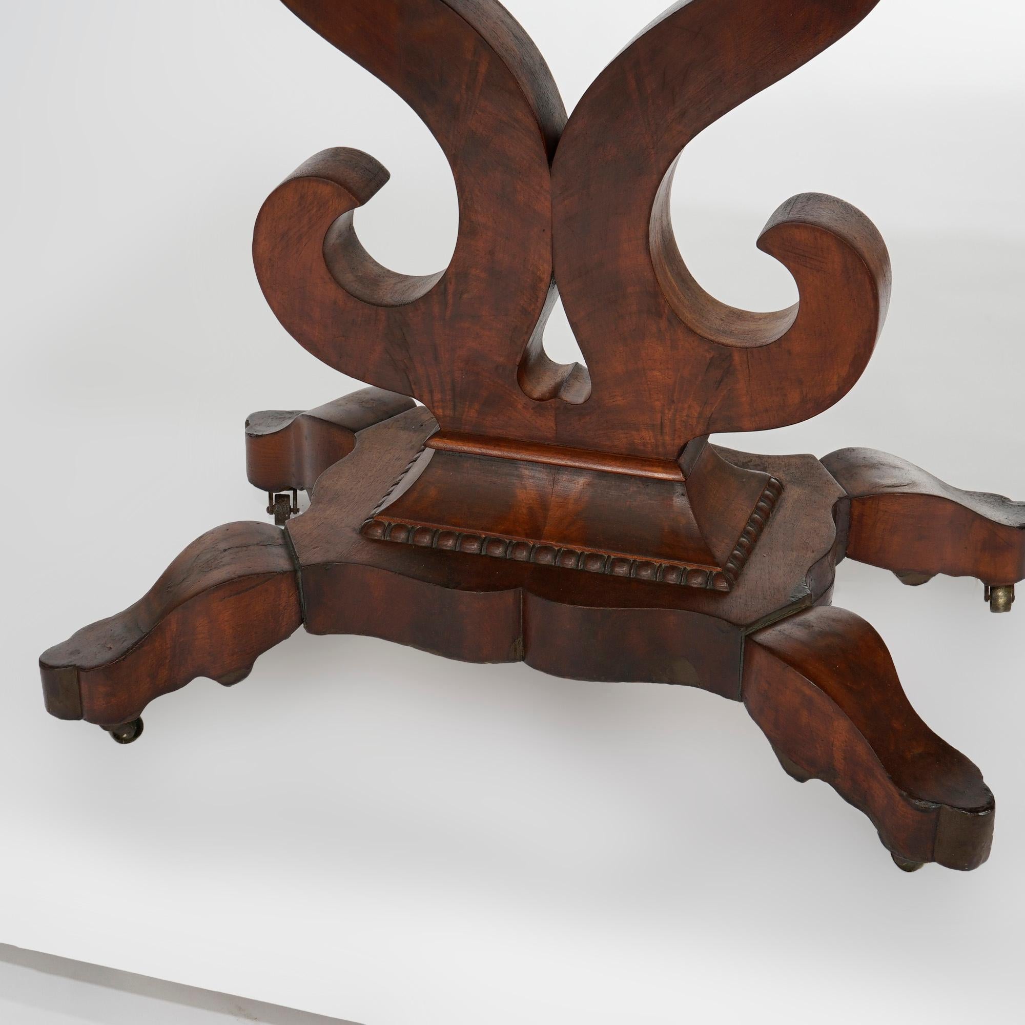 Ancienne table console classique de style Empire américain en acajou et marbre, C1840 en vente 6