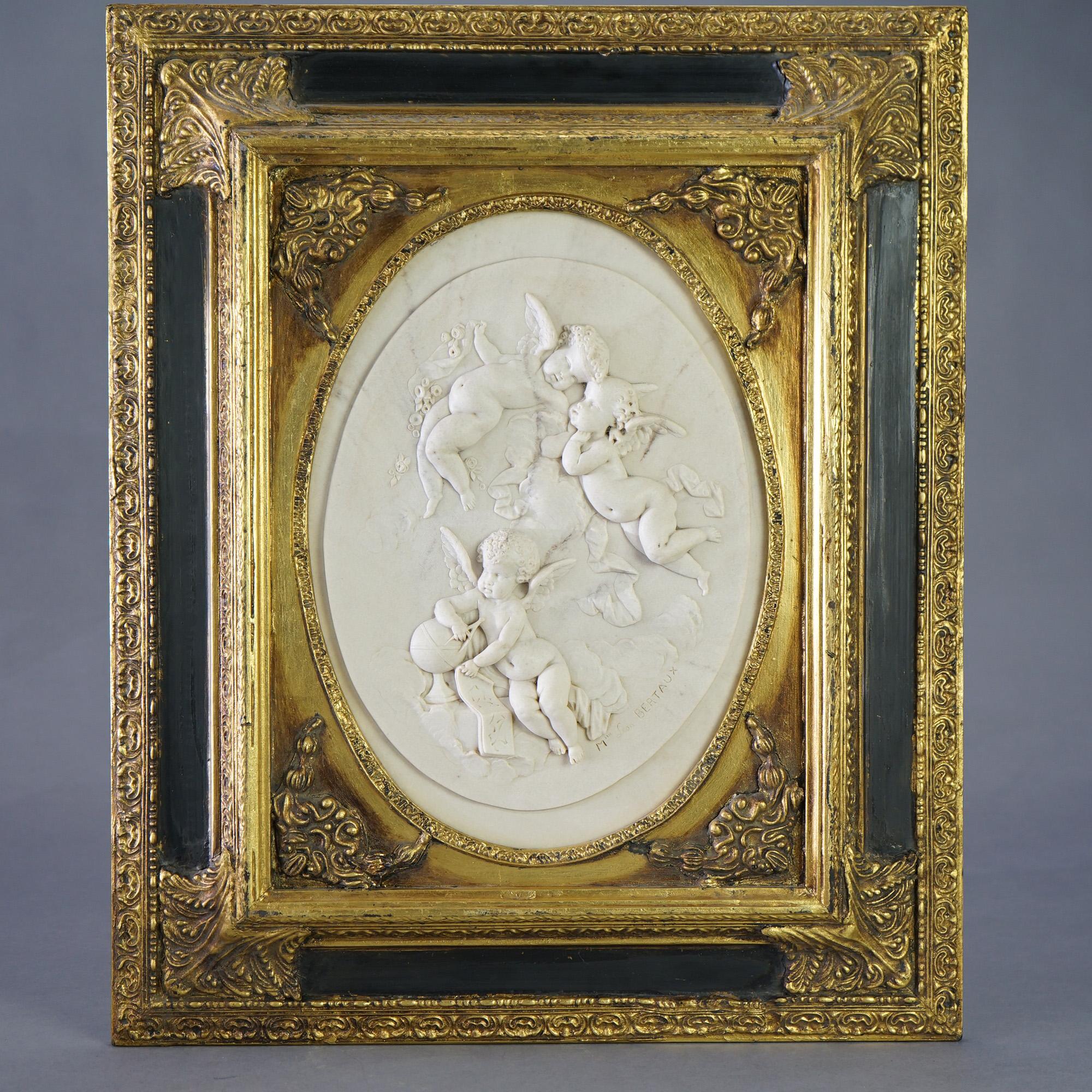 Ancienne plaque classique en marbre sculpté avec des chérubins ailés par Bertaux, C.I.C. en vente 2